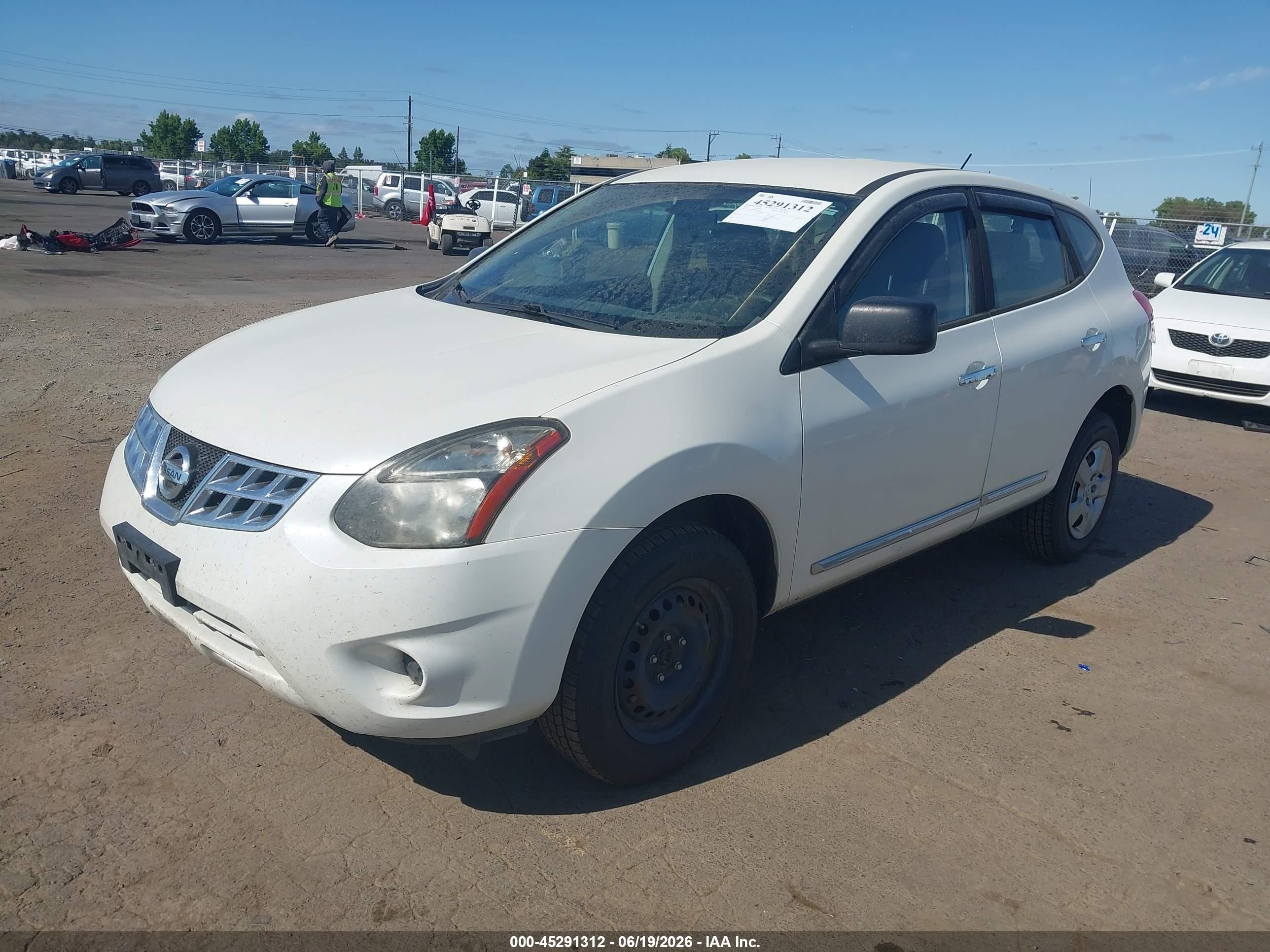 2015 Nissan Rogue Select S White vin: JN8AS5MT9FW161909