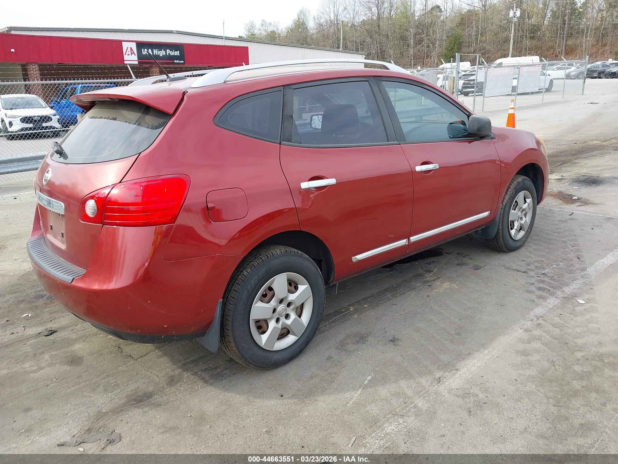 2015 Nissan Rogue Select S Red vin: JN8AS5MT9FW164115