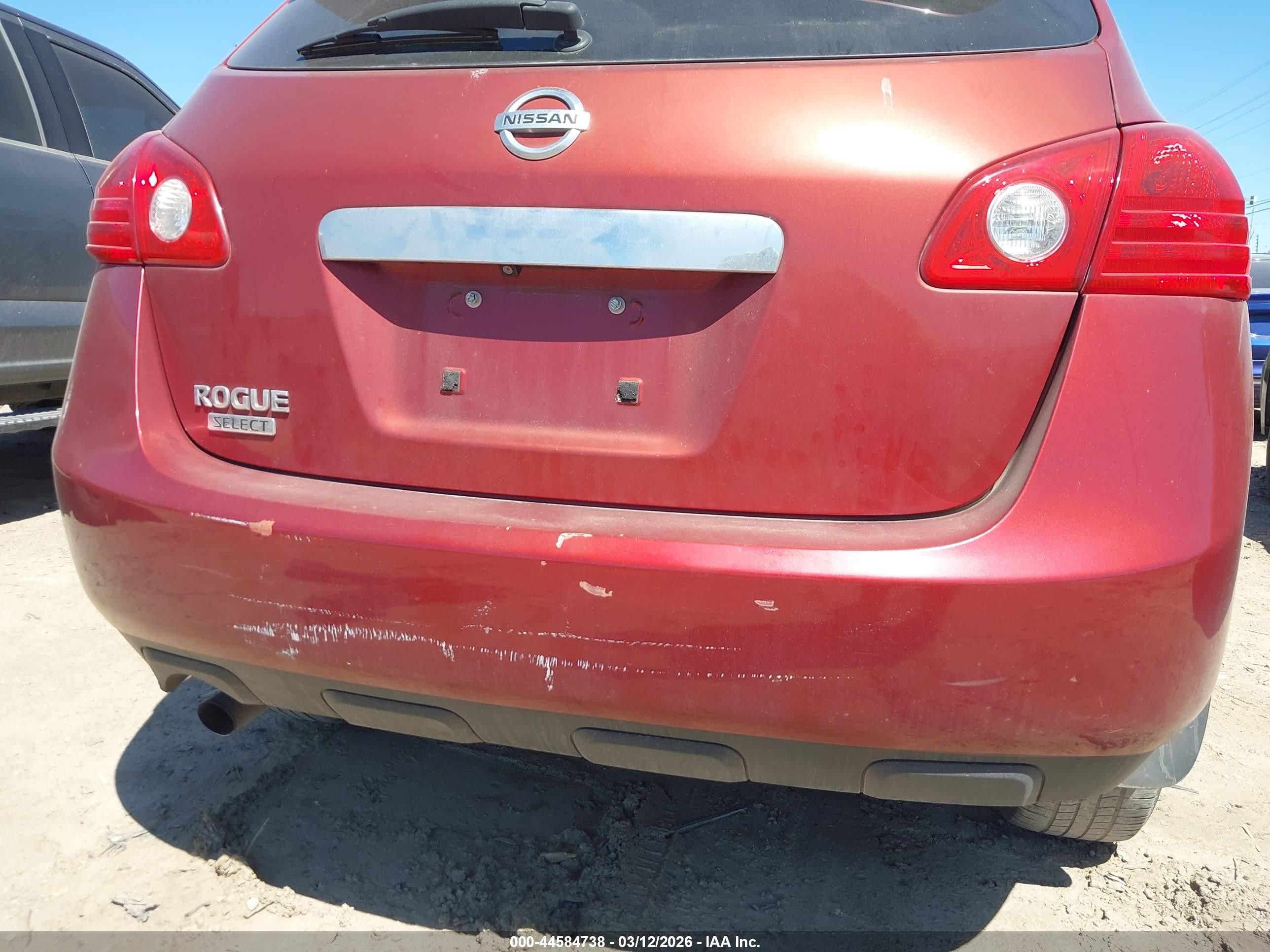 2015 Nissan Rogue Select S Red vin: JN8AS5MT9FW662606