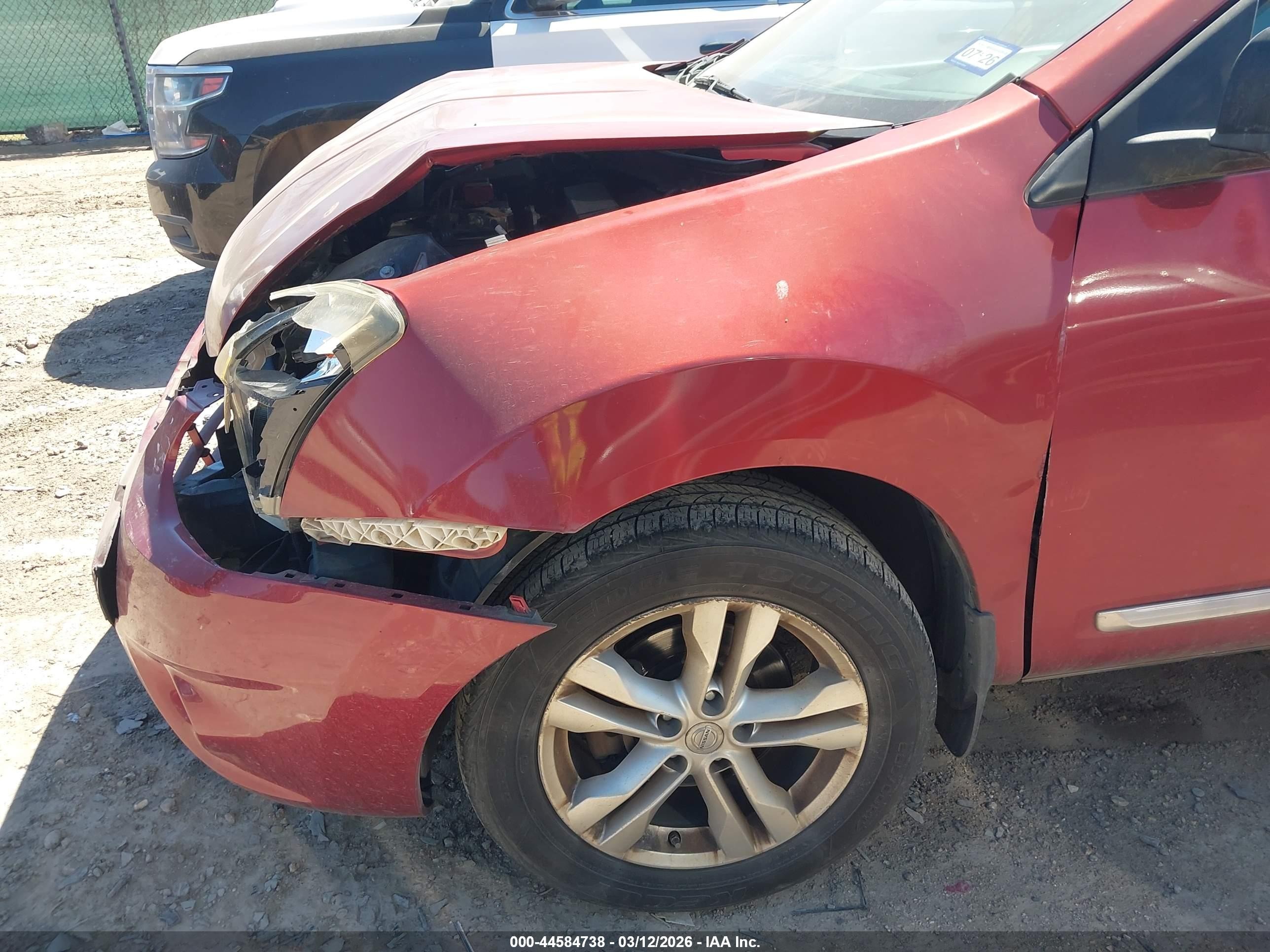 2015 Nissan Rogue Select S Red vin: JN8AS5MT9FW662606