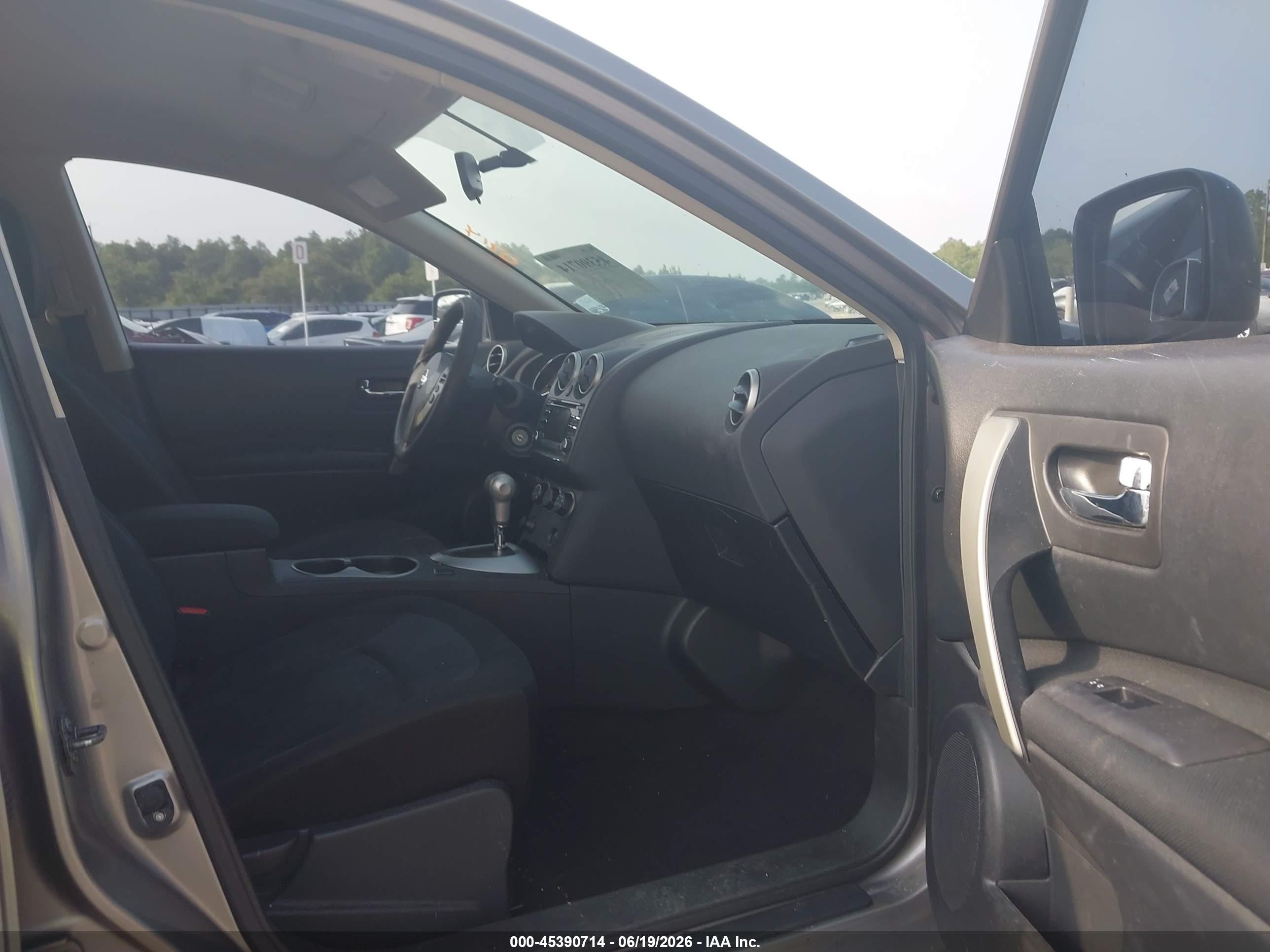 2015 Nissan Rogue Select S Silver vin: JN8AS5MT9FW665084
