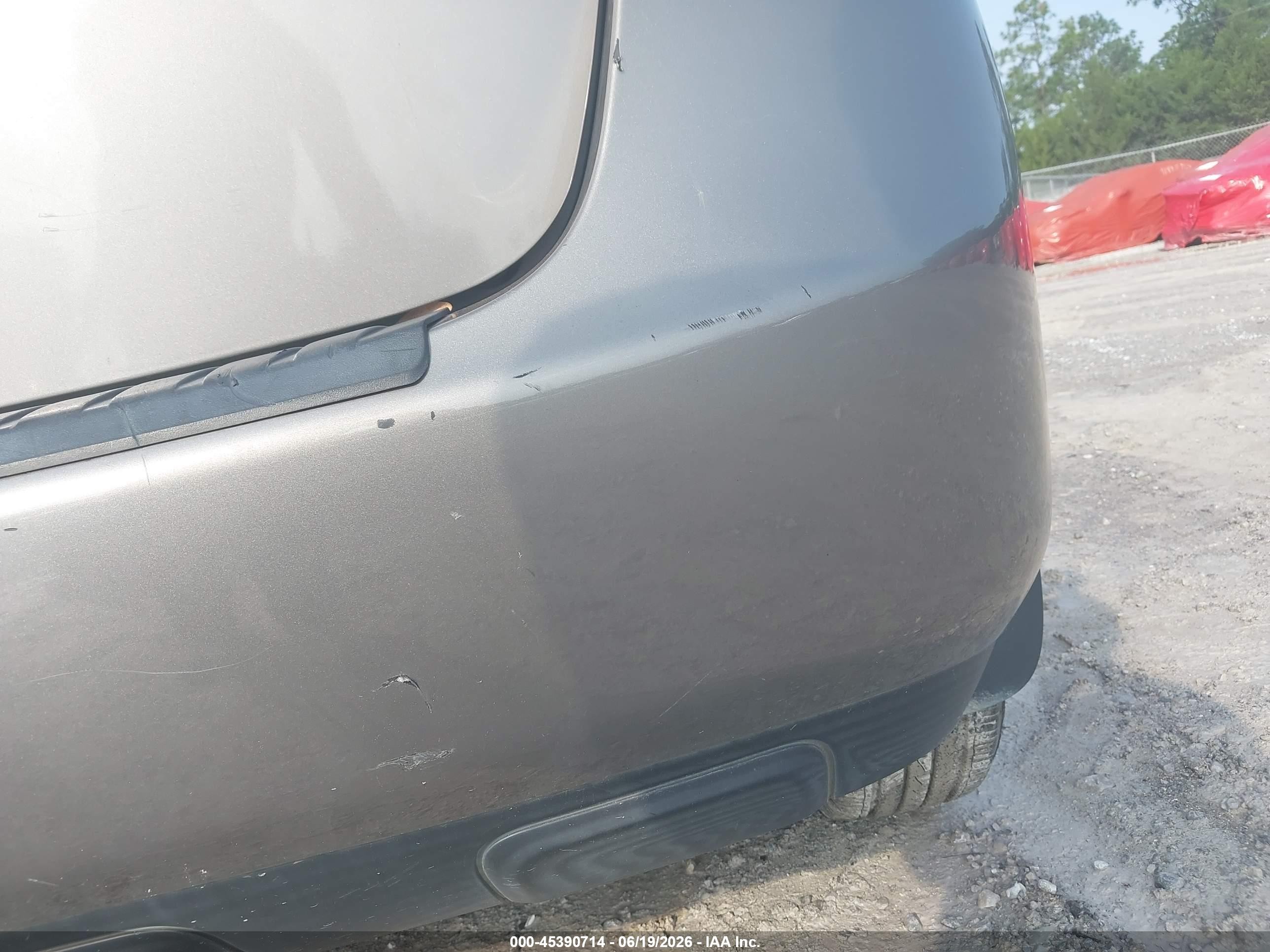 2015 Nissan Rogue Select S Silver vin: JN8AS5MT9FW665084
