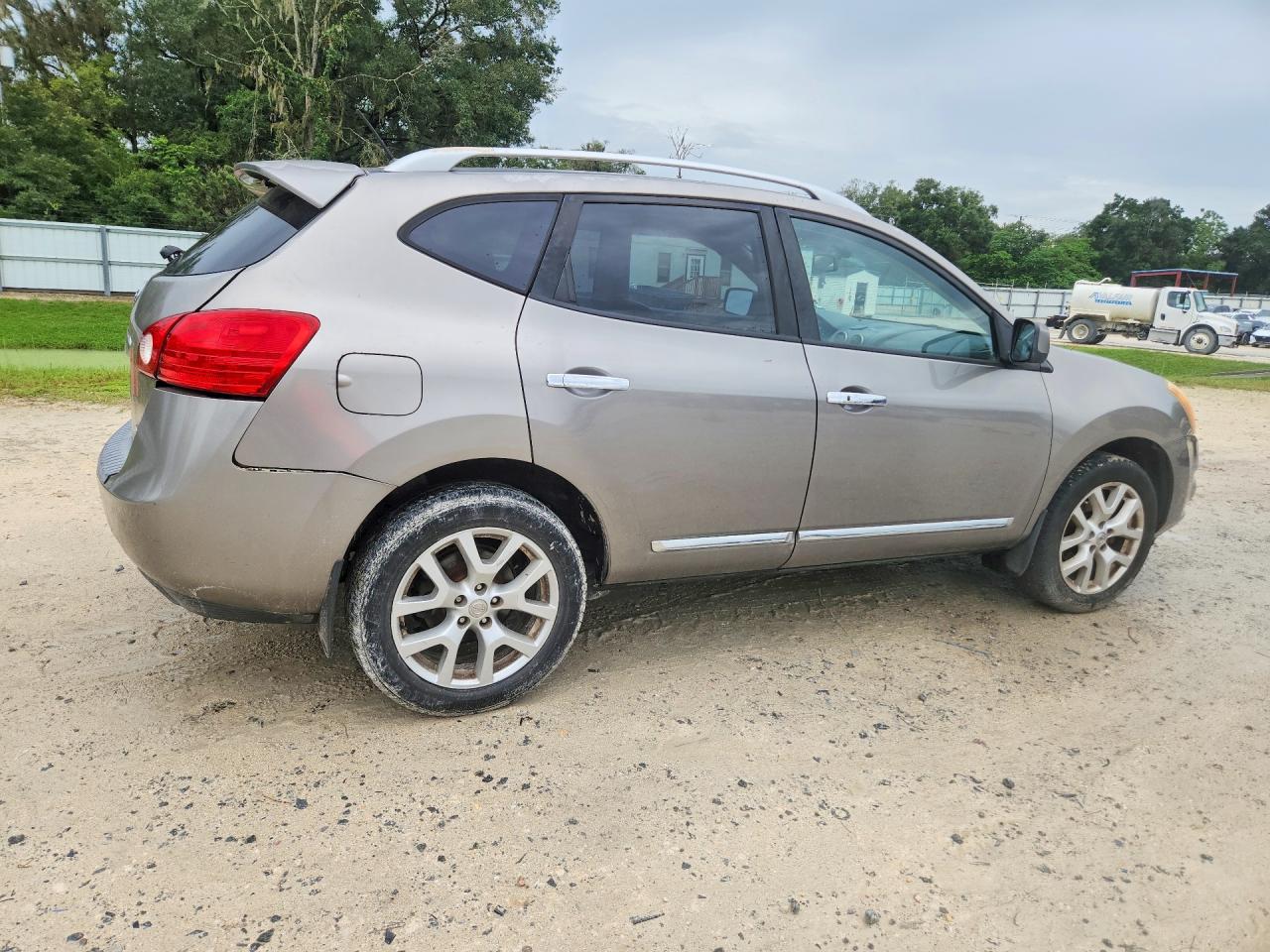 2011 Nissan Rogue S Gray vin: JN8AS5MTXBW158902