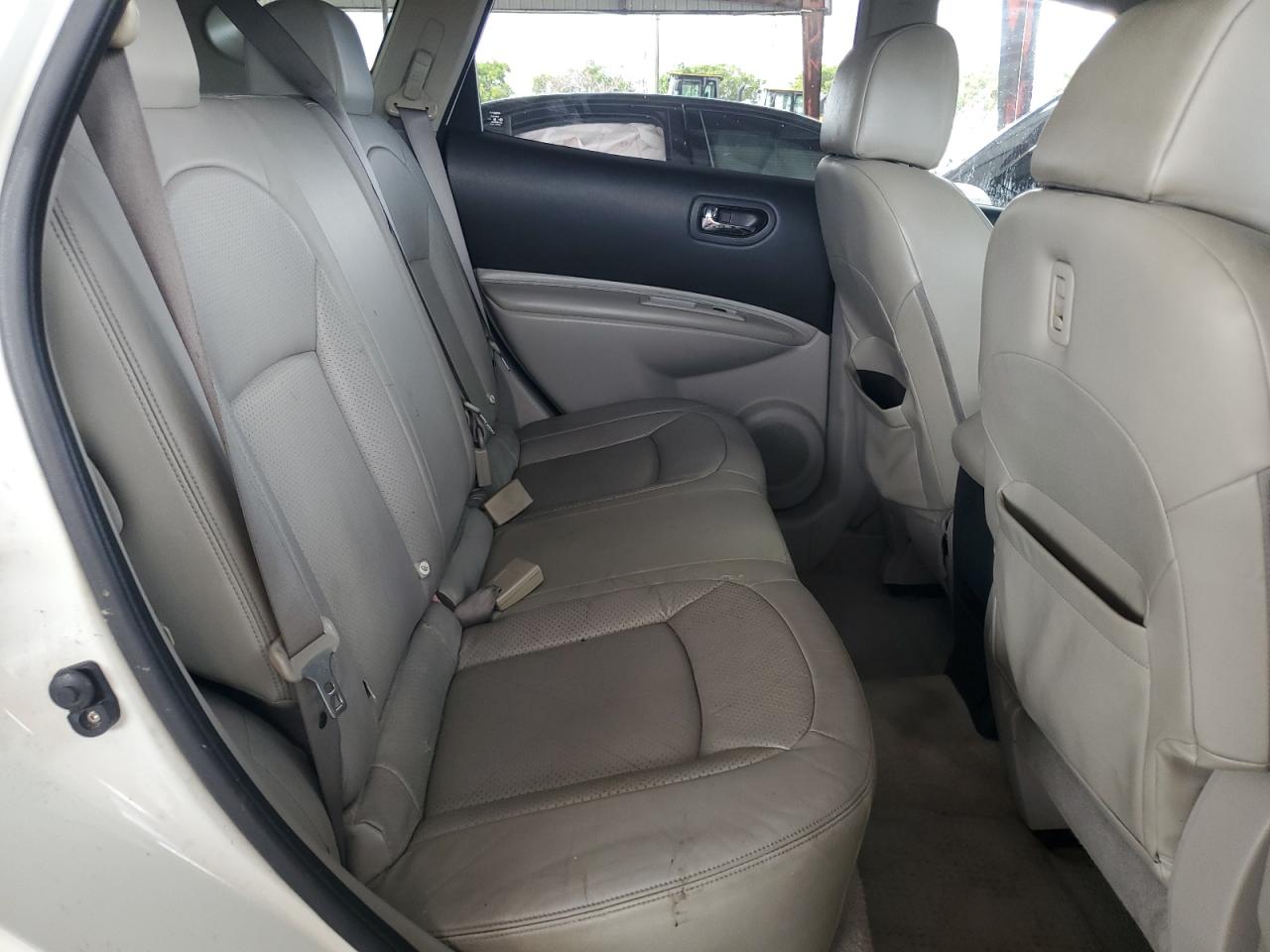 2011 Nissan Rogue S White vin: JN8AS5MTXBW162612