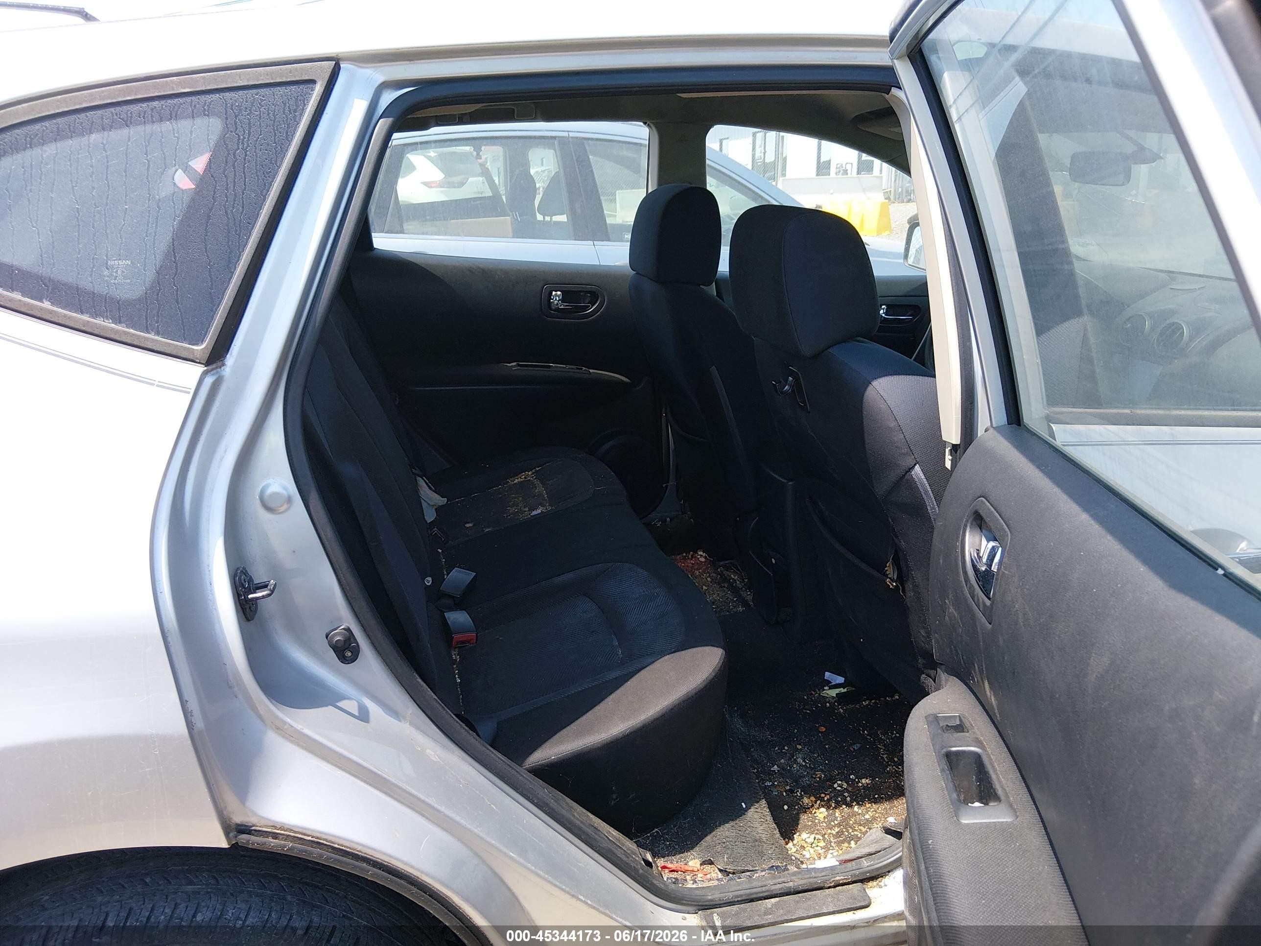 2011 Nissan Rogue S Silver vin: JN8AS5MTXBW163226