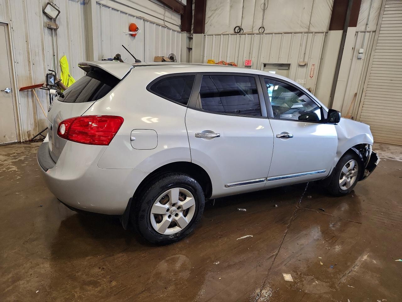 2011 Nissan Rogue S Silver vin: JN8AS5MTXBW182844