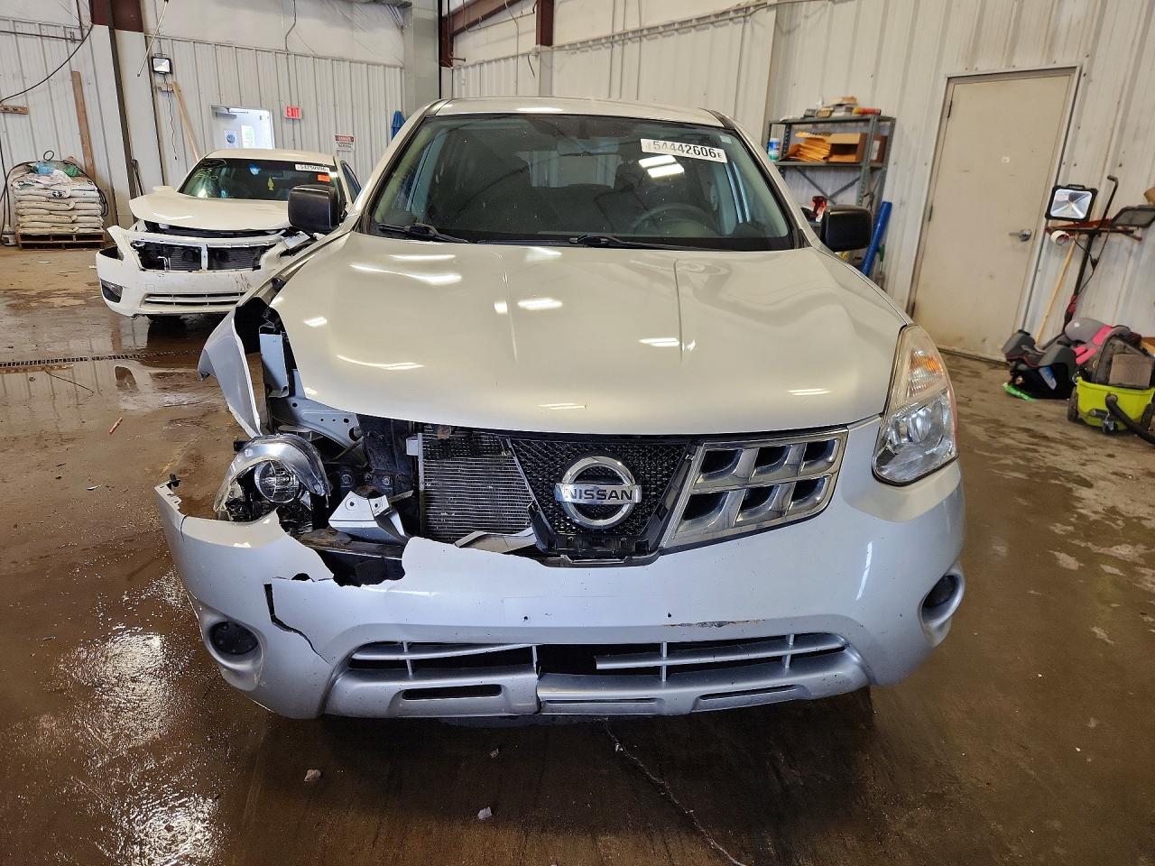 2011 Nissan Rogue S Silver vin: JN8AS5MTXBW182844