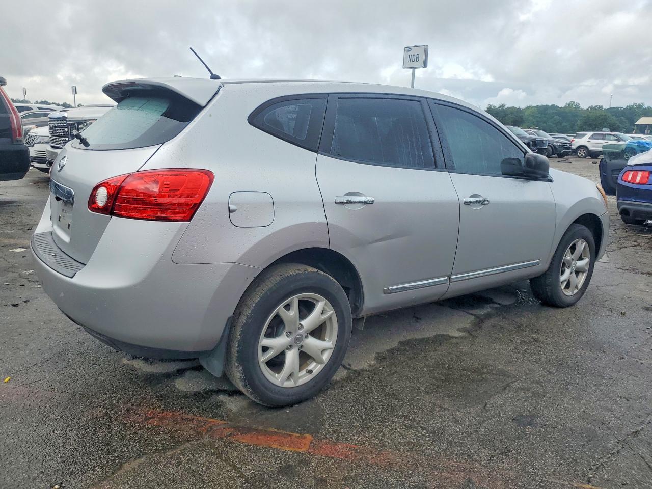 2011 Nissan Rogue S Silver vin: JN8AS5MTXBW564484