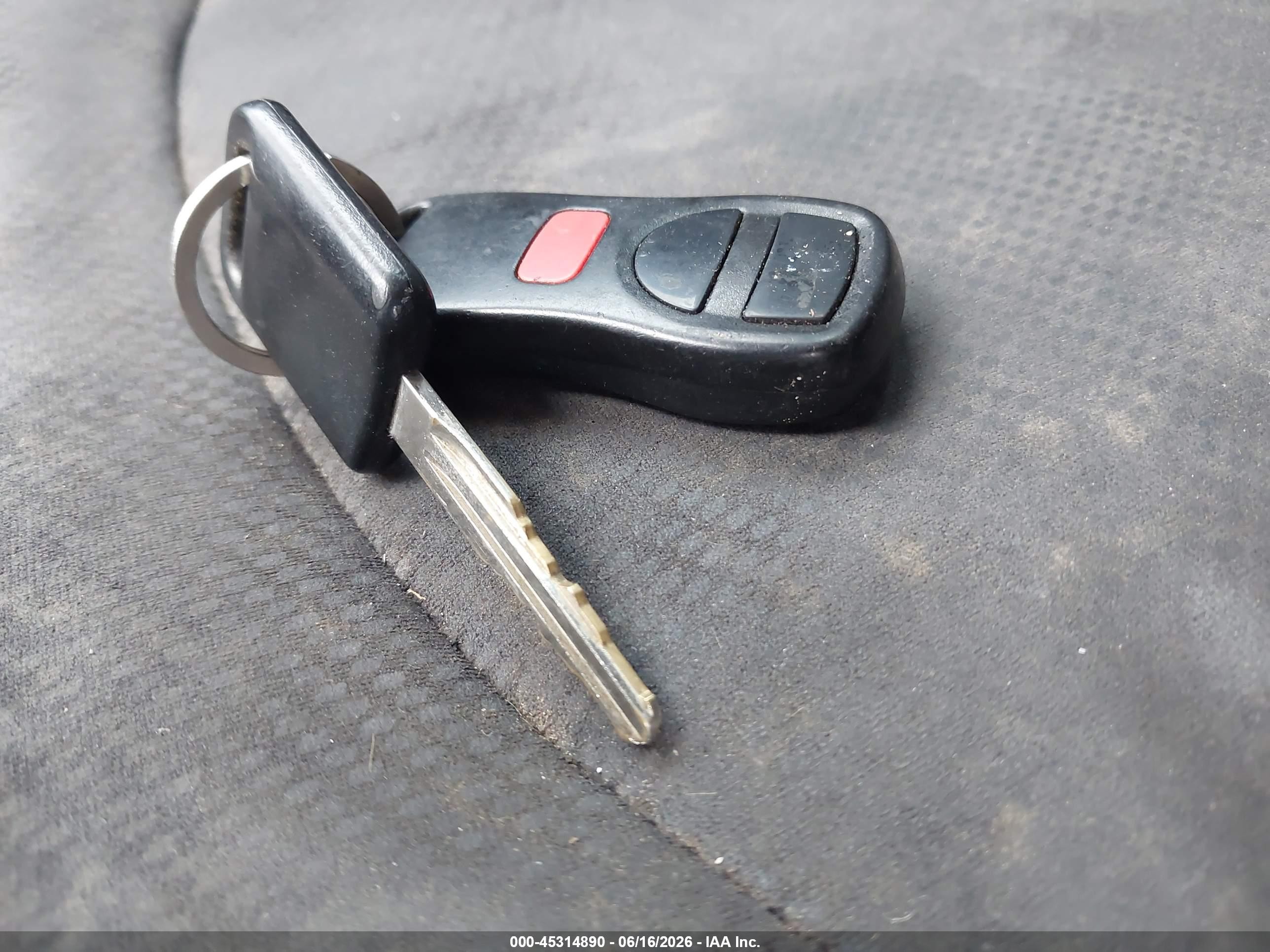 2011 Nissan Rogue S Silver vin: JN8AS5MTXBW575047