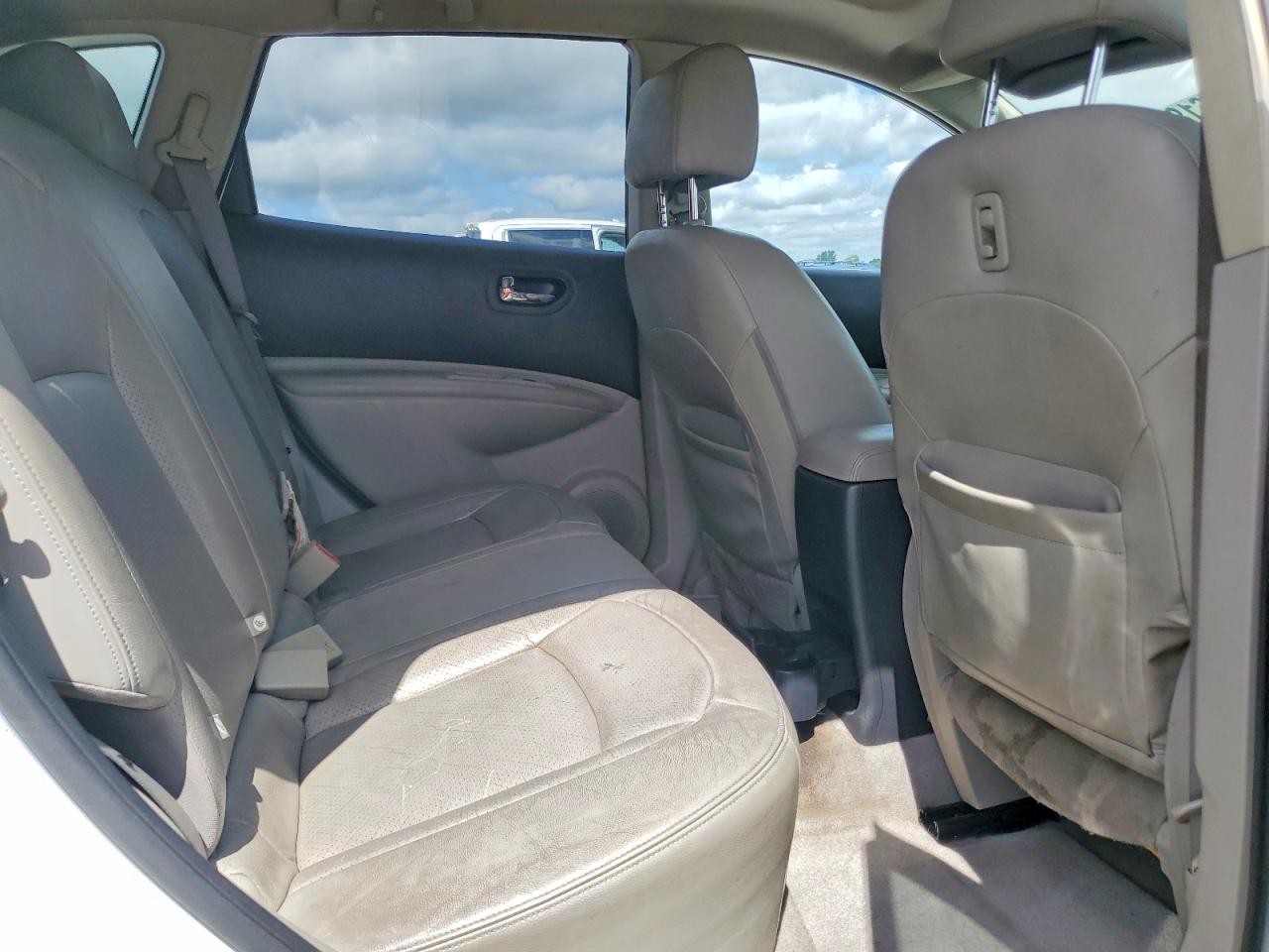 2012 Nissan Rogue S White vin: JN8AS5MTXCW257088