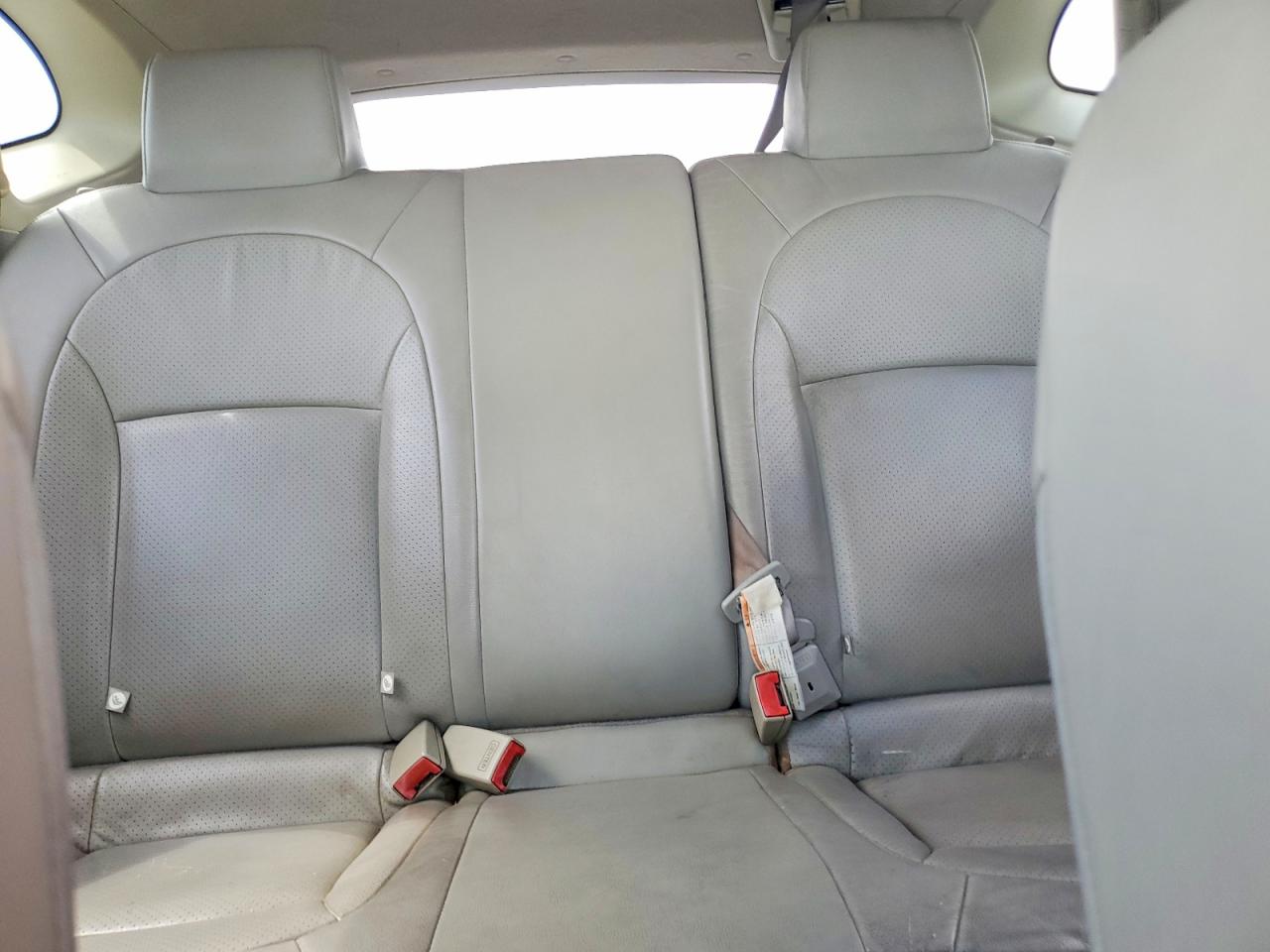 2012 Nissan Rogue S White vin: JN8AS5MTXCW257088