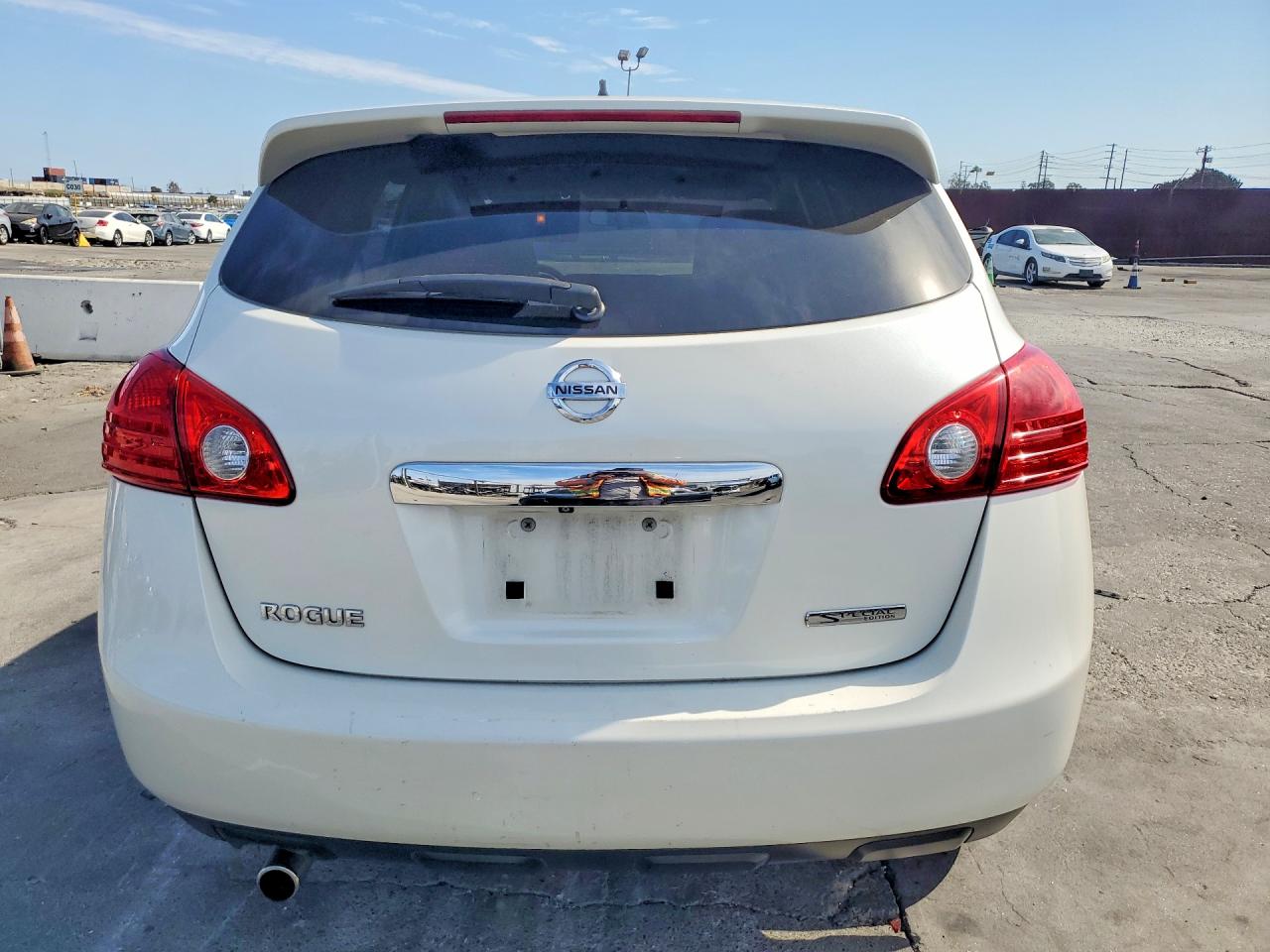2012 Nissan Rogue S White vin: JN8AS5MTXCW274361
