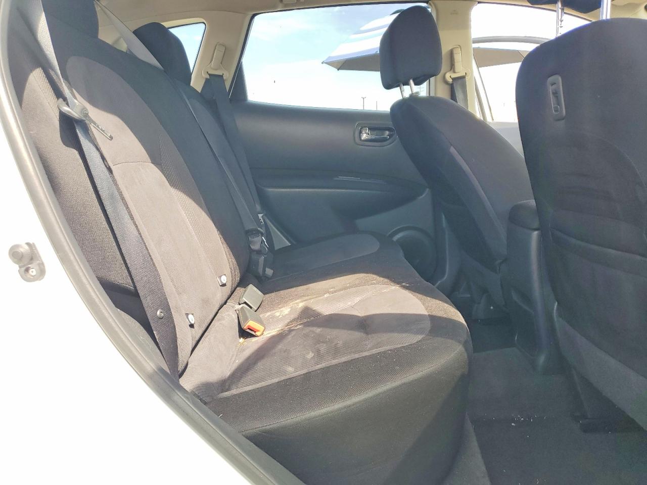 2012 Nissan Rogue S White vin: JN8AS5MTXCW274361