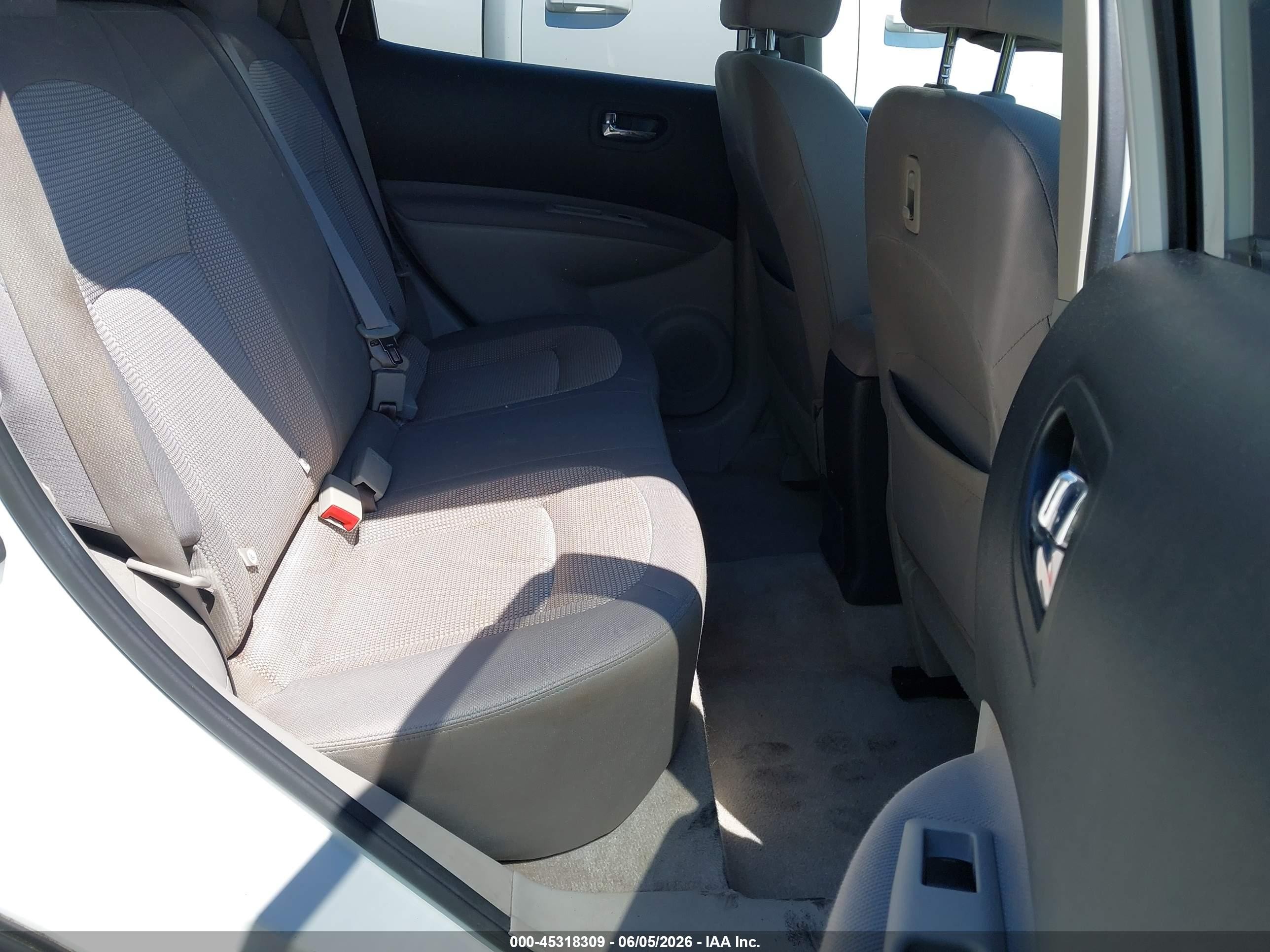 2012 Nissan Rogue Sv White vin: JN8AS5MTXCW275624