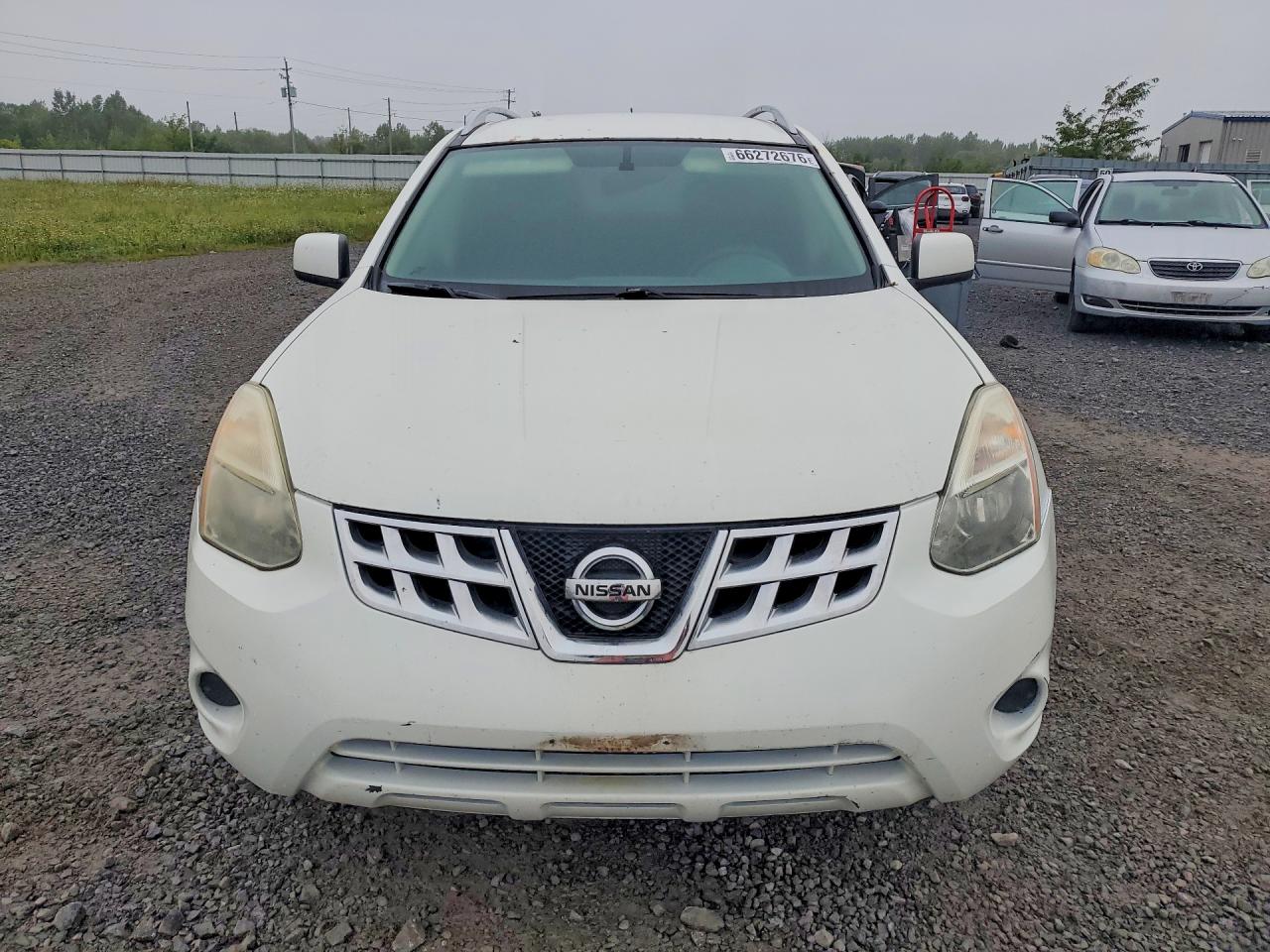 2012 Nissan Rogue S 4d White vin: JN8AS5MTXCW280385