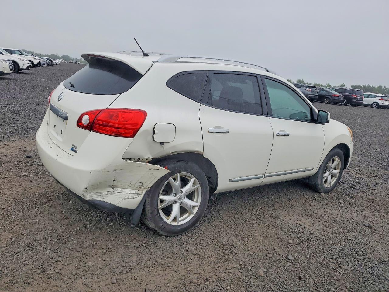2012 Nissan Rogue S 4d White vin: JN8AS5MTXCW280385
