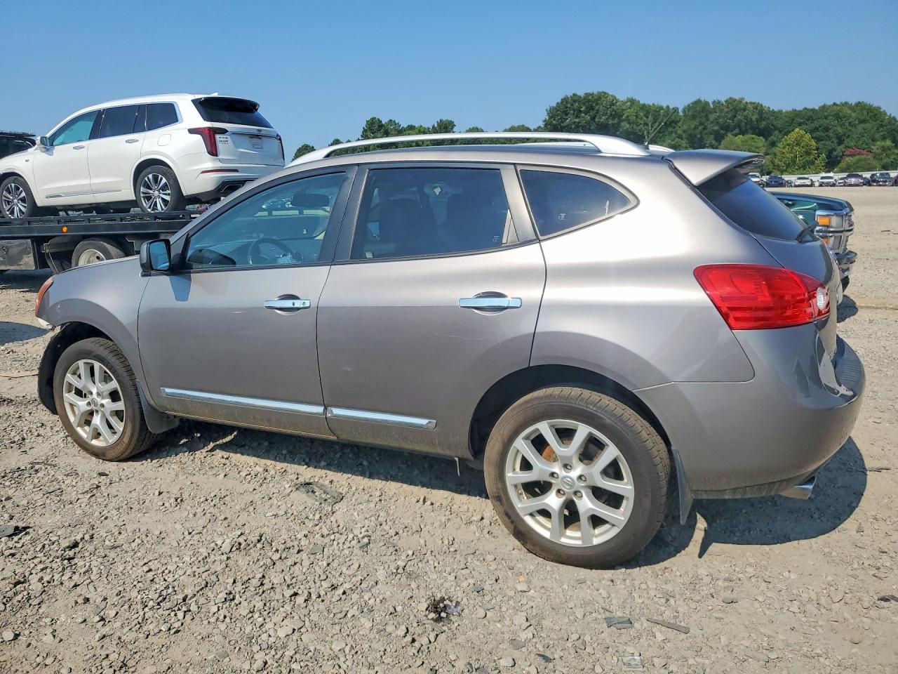 2013 Nissan Rogue S Silver vin: JN8AS5MTXDW002233