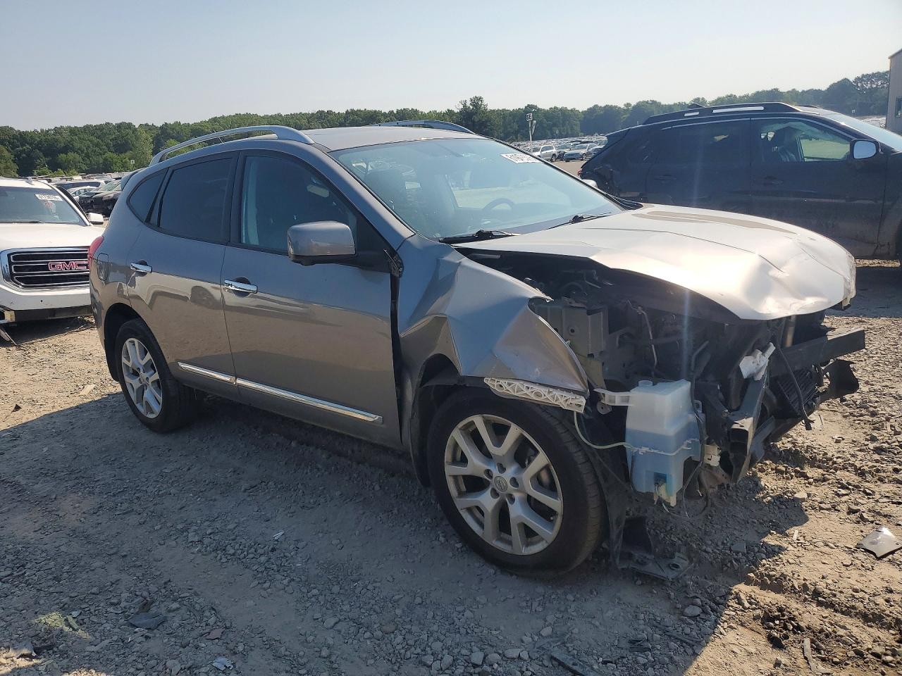 2013 Nissan Rogue S Silver vin: JN8AS5MTXDW002233