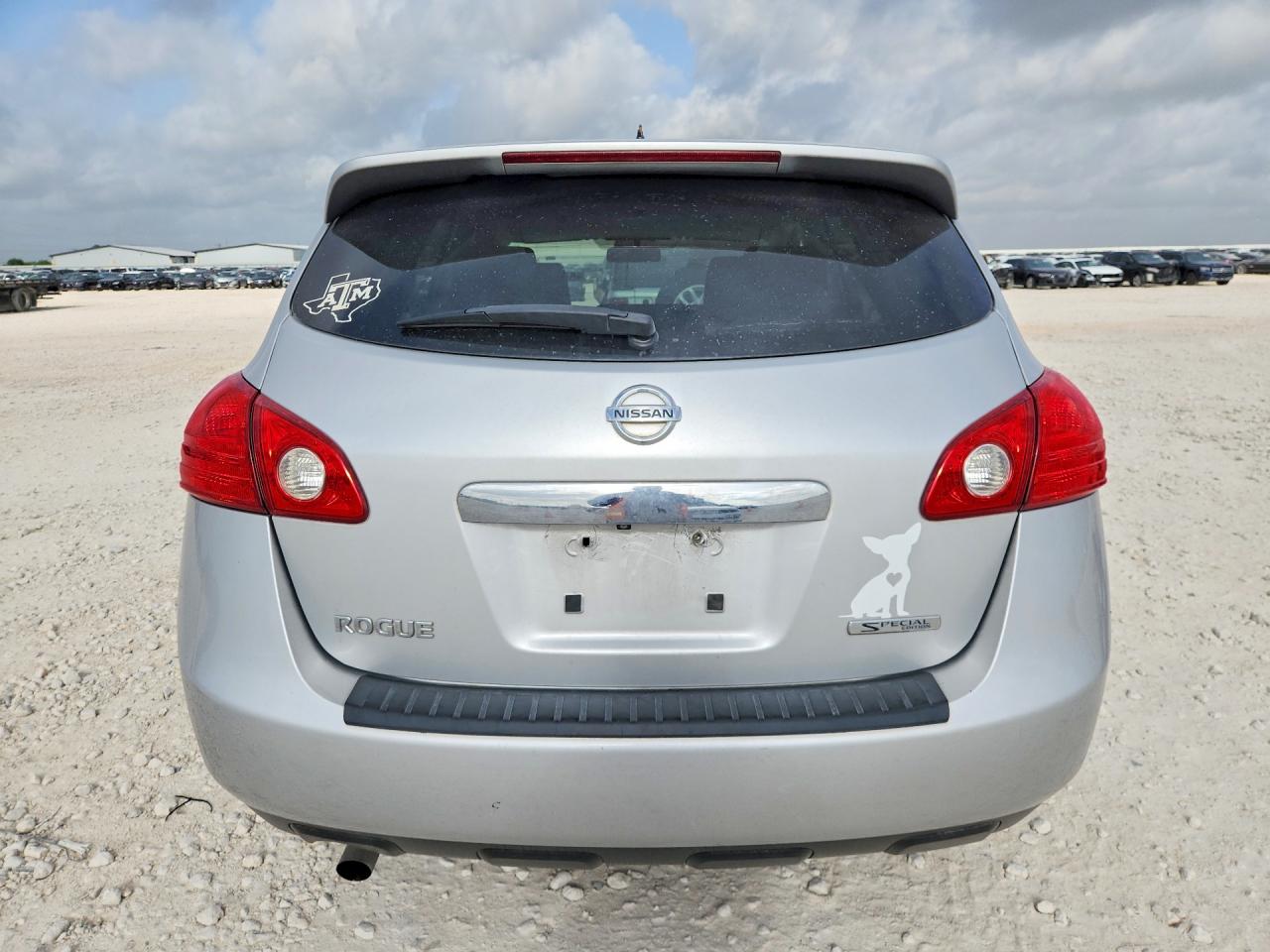 2013 Nissan Rogue S Silver vin: JN8AS5MTXDW038973