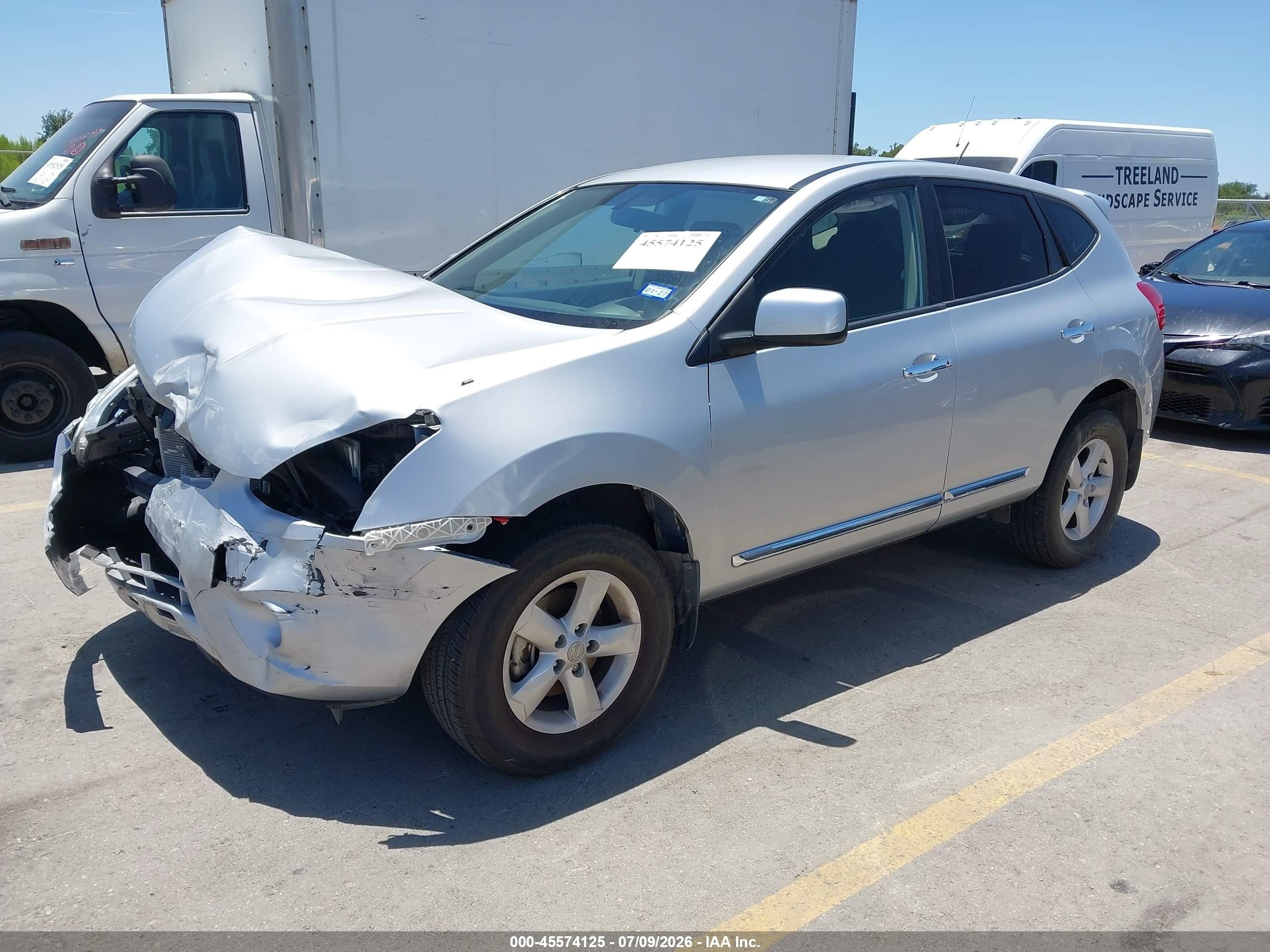 2013 Nissan Rogue S Silver vin: JN8AS5MTXDW041243