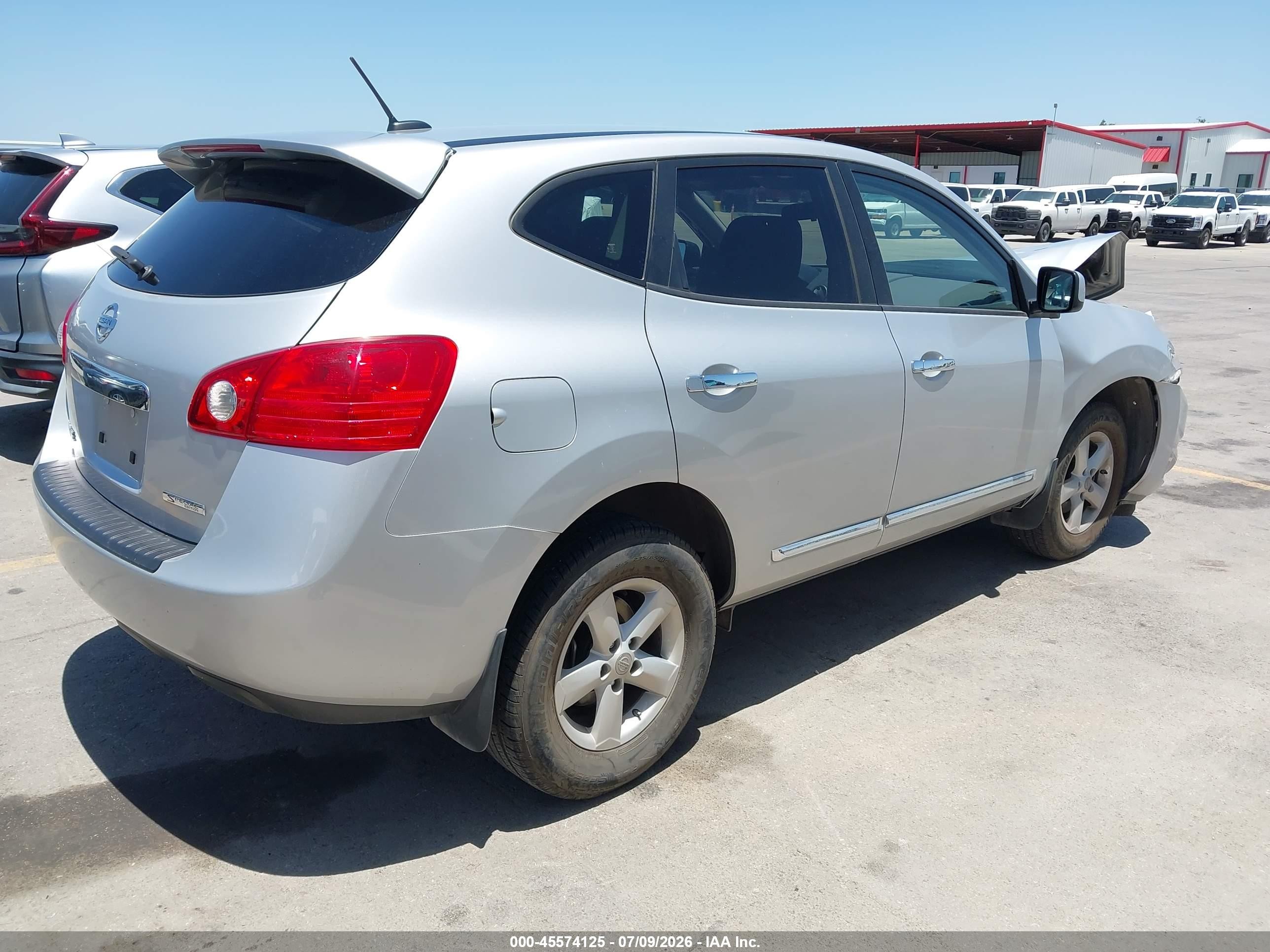 2013 Nissan Rogue S Silver vin: JN8AS5MTXDW041243