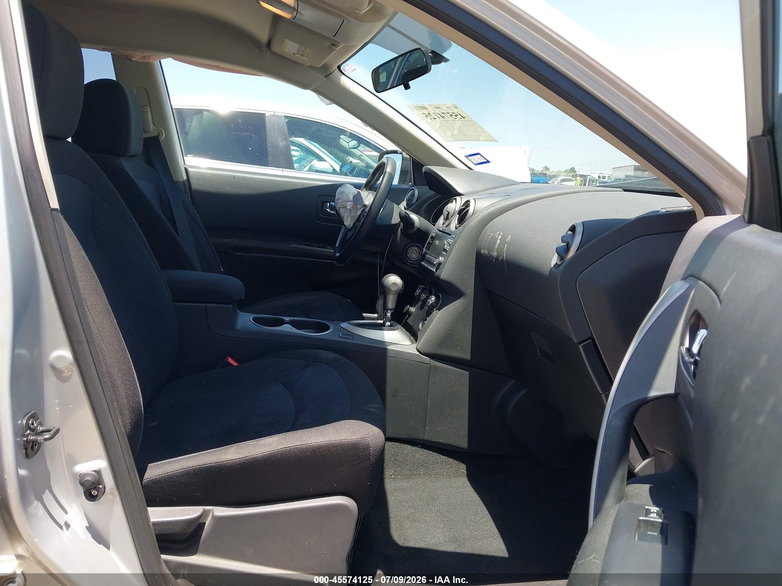 2013 Nissan Rogue S Silver vin: JN8AS5MTXDW041243