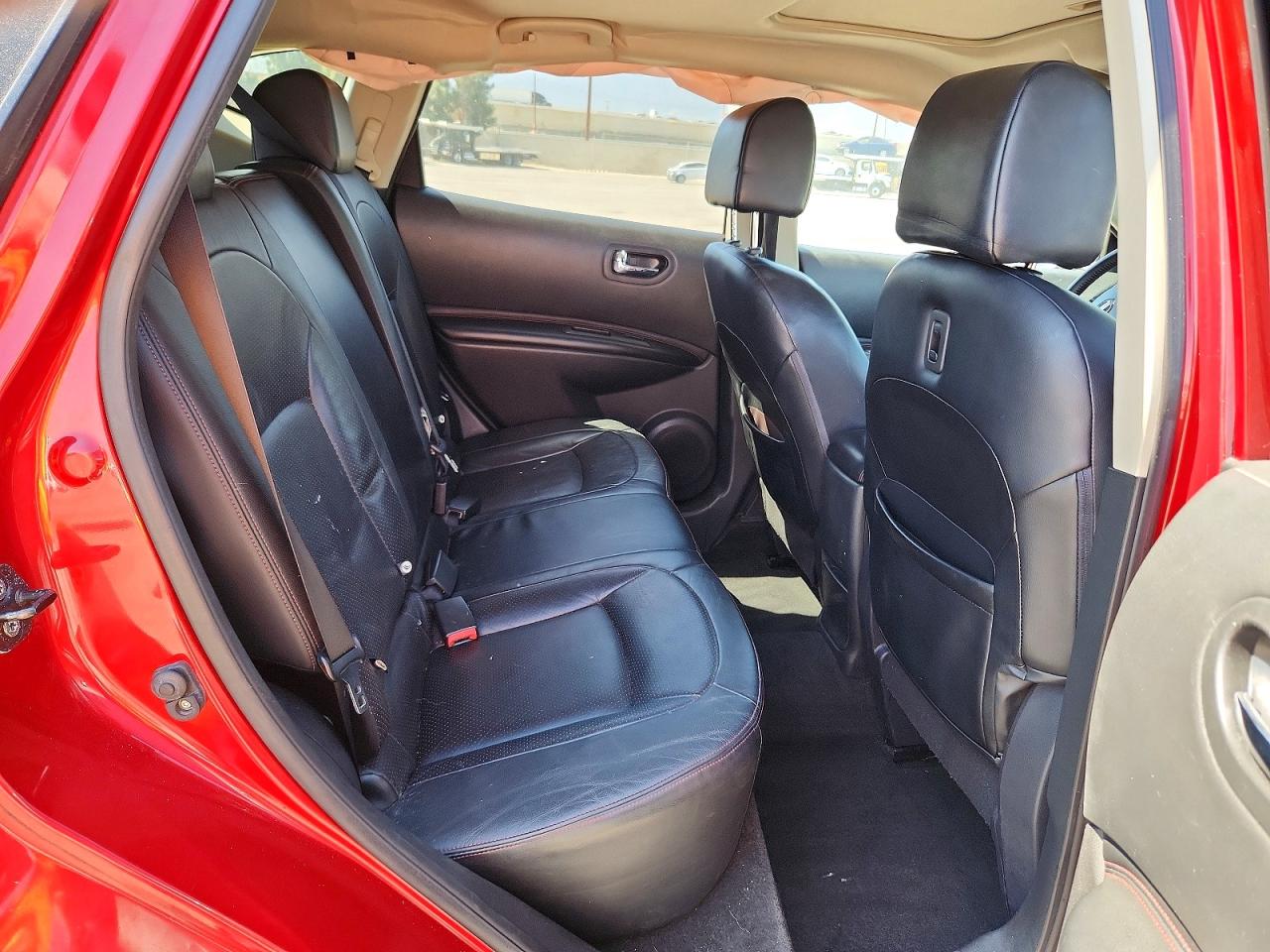 2013 Nissan Rogue S Red vin: JN8AS5MTXDW518205