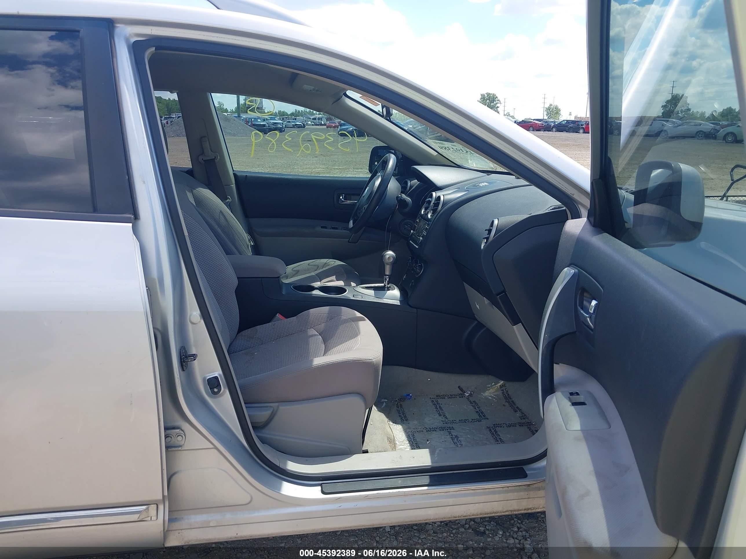 2013 Nissan Rogue Sv Silver vin: JN8AS5MTXDW520505