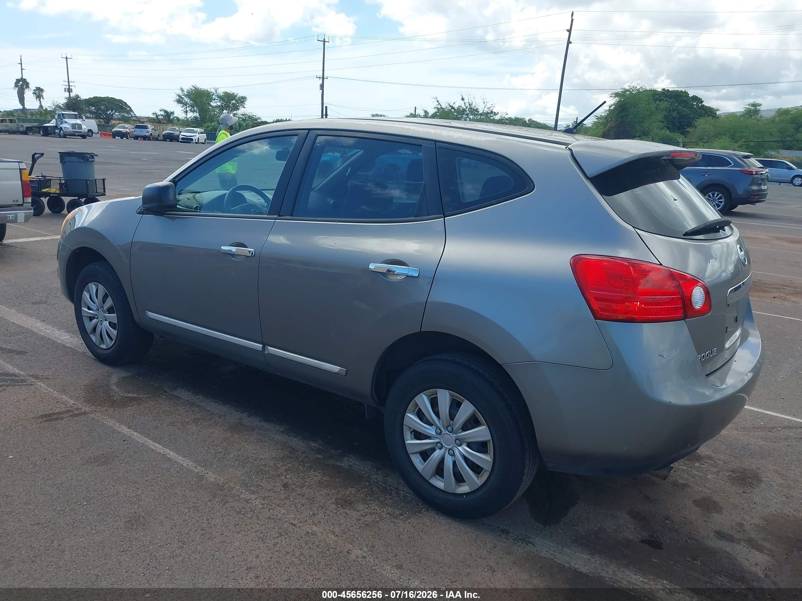 2013 Nissan Rogue S Silver vin: JN8AS5MTXDW522433