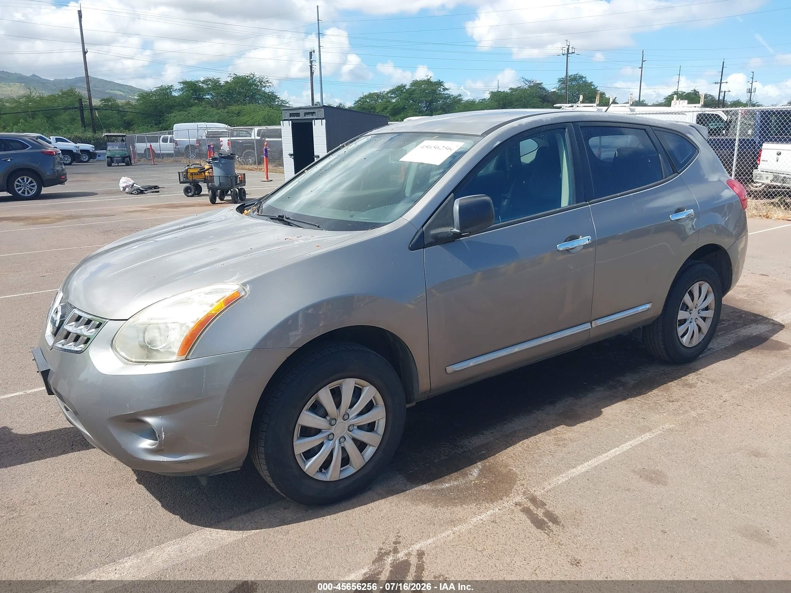 2013 Nissan Rogue S Silver vin: JN8AS5MTXDW522433