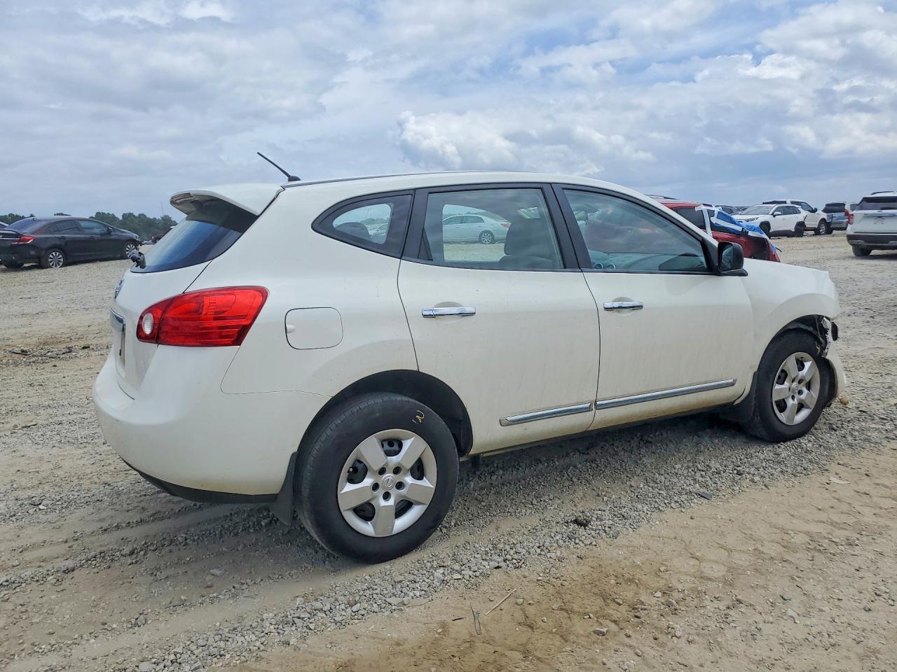 2013 Nissan Rogue S White vin: JN8AS5MTXDW538972