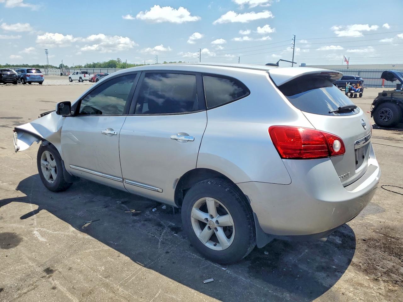 2013 Nissan Rogue S Silver vin: JN8AS5MTXDW543623
