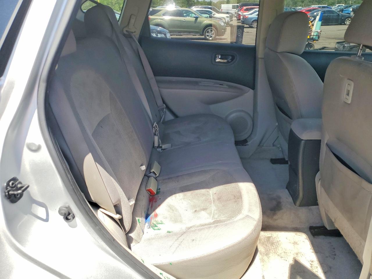 2013 Nissan Rogue S Silver vin: JN8AS5MTXDW543623