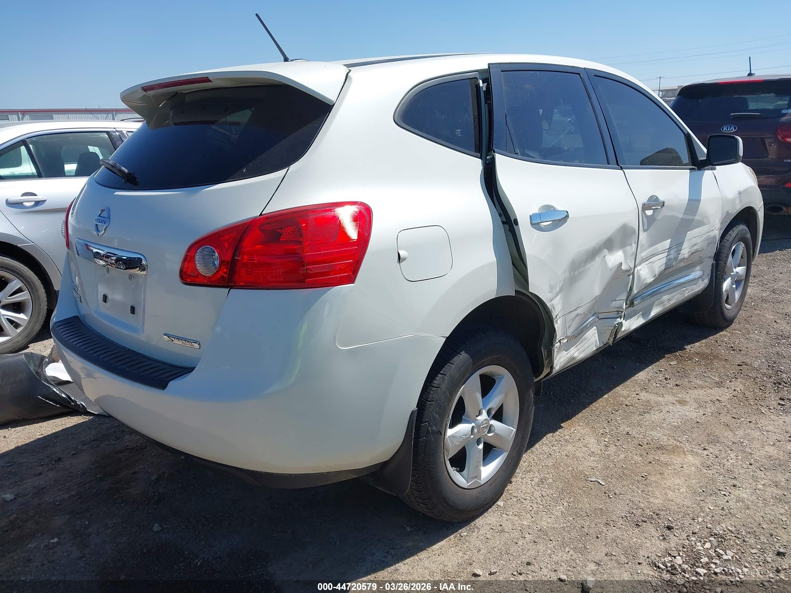2013 Nissan Rogue S White vin: JN8AS5MTXDW551737