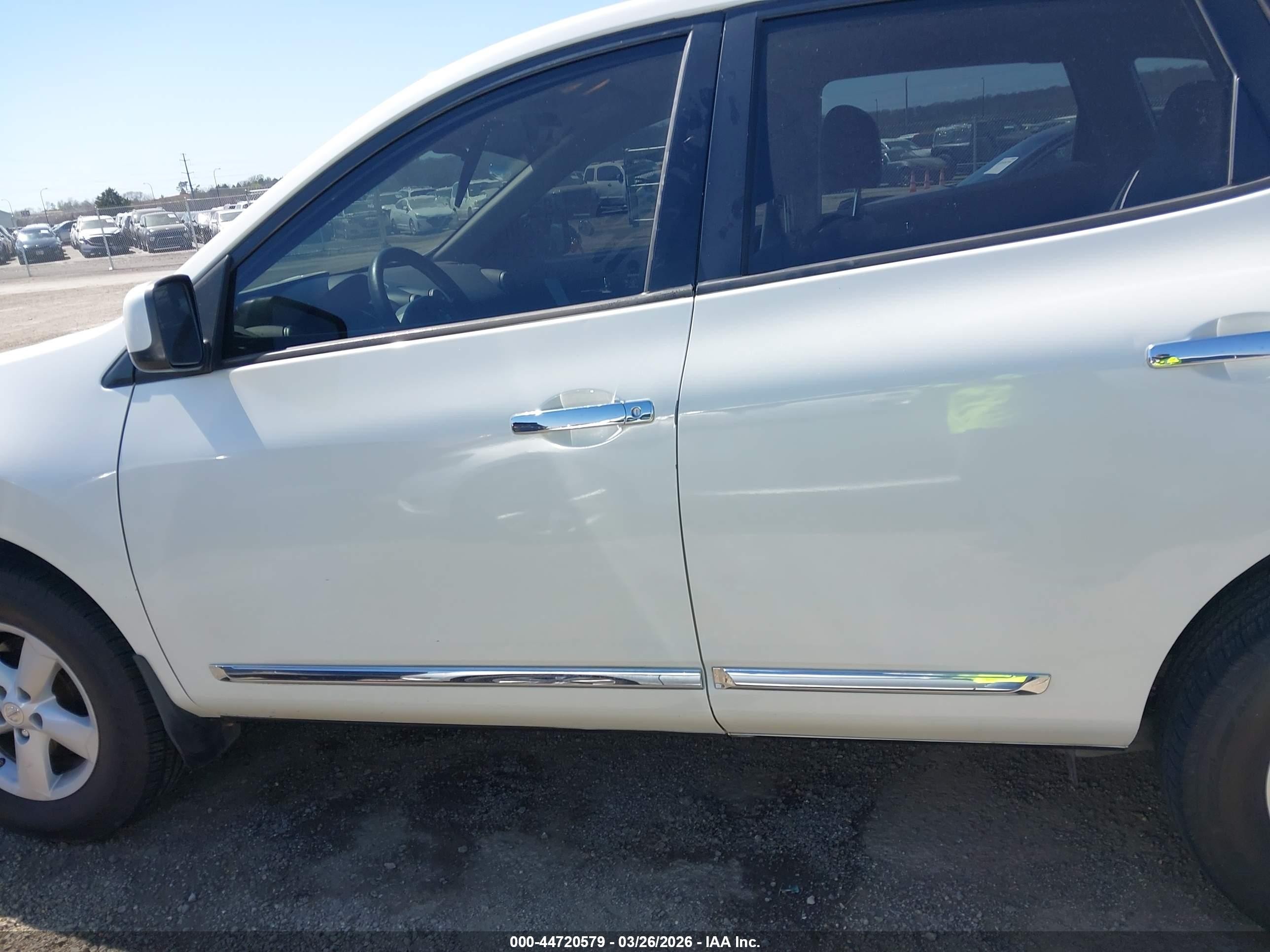 2013 Nissan Rogue S White vin: JN8AS5MTXDW551737