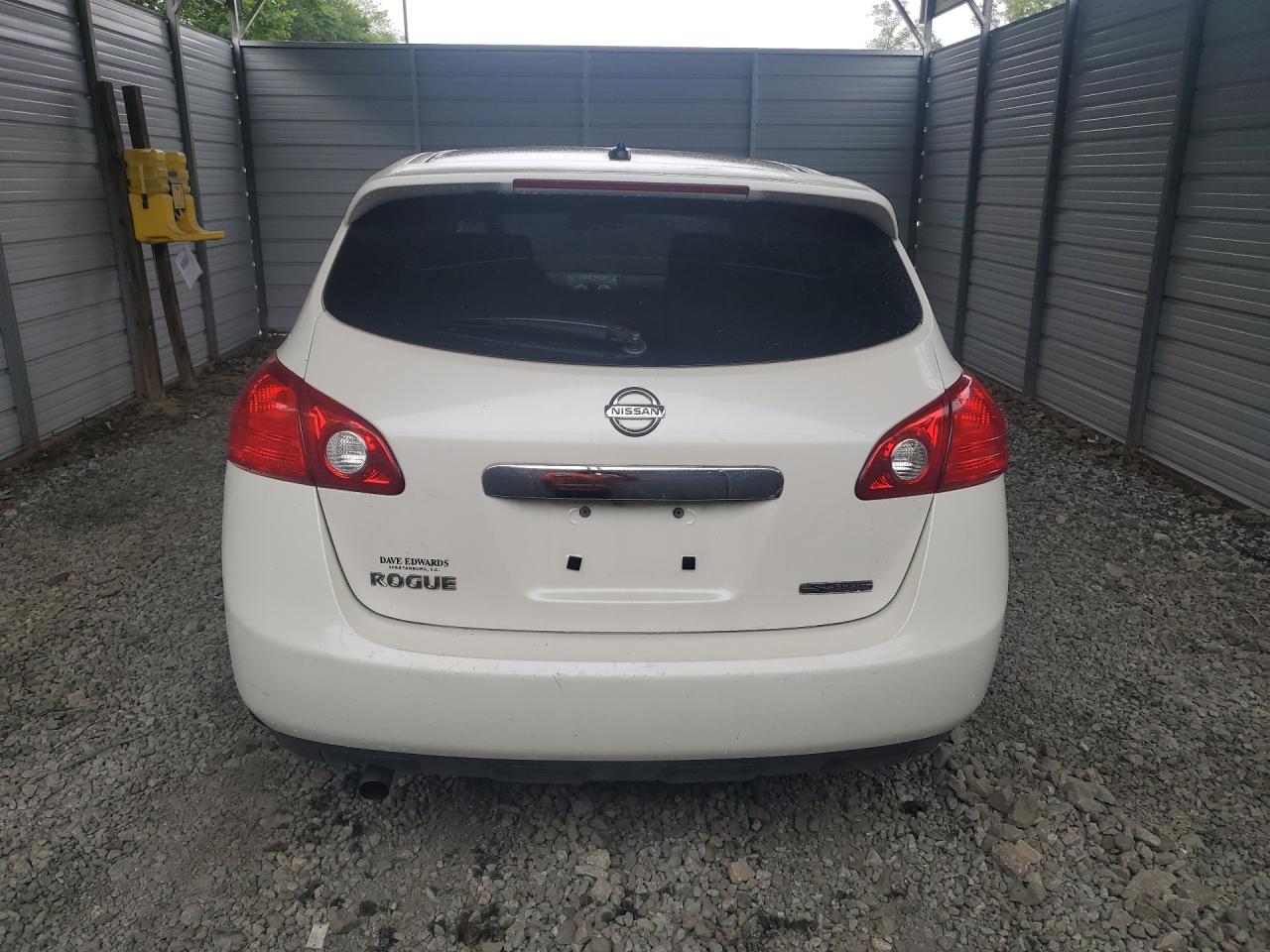 2013 Nissan Rogue S White vin: JN8AS5MTXDW554282 Damage: Rear Bumper, Heavy Scratch, 1/2 To 1 Inch