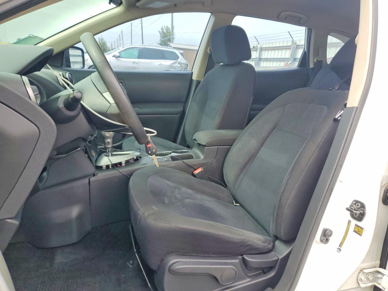 2014 Nissan Rogue Select S White vin: JN8AS5MTXEW617110