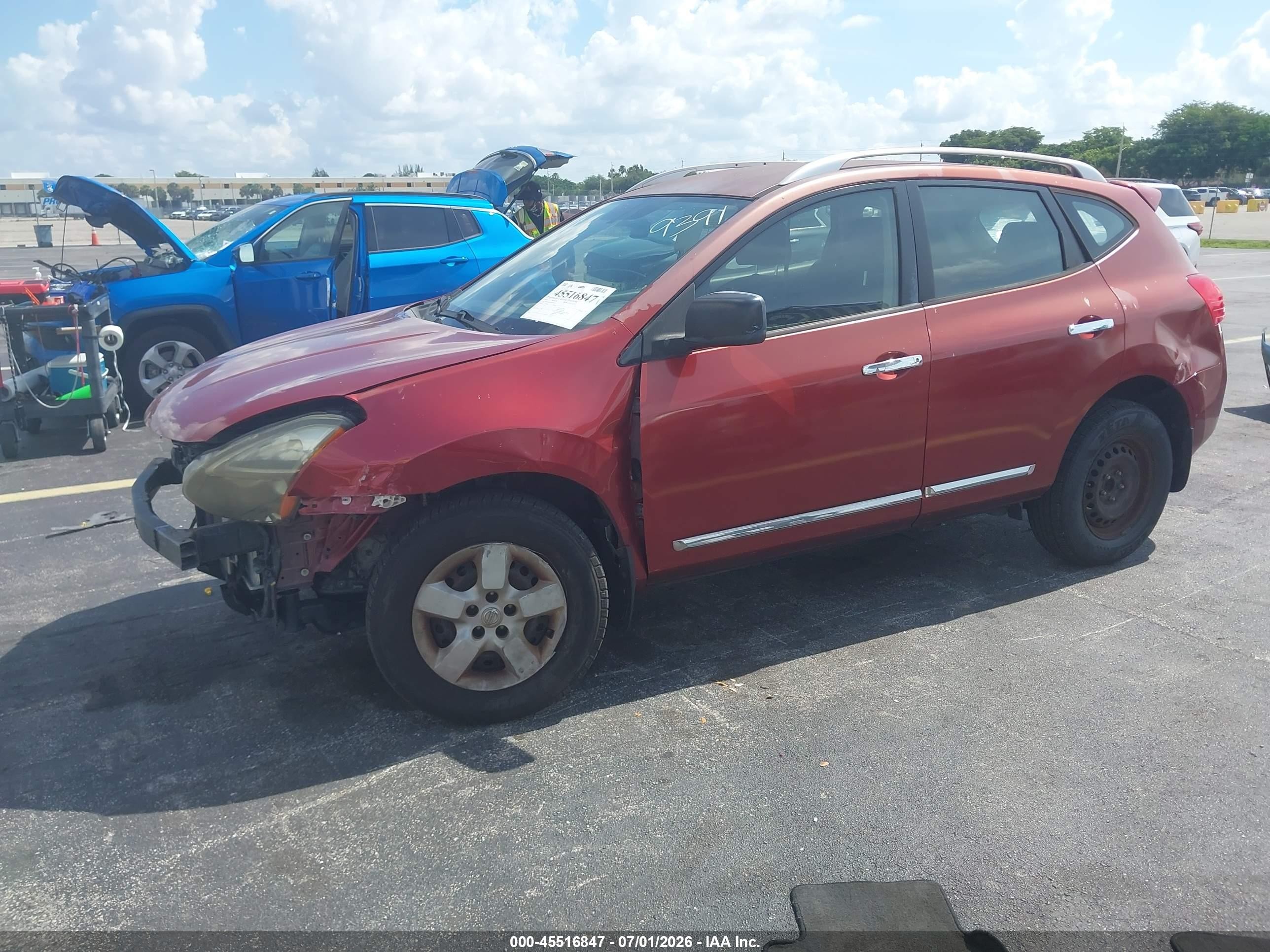 2014 Nissan Rogue Select S Red vin: JN8AS5MTXEW619391