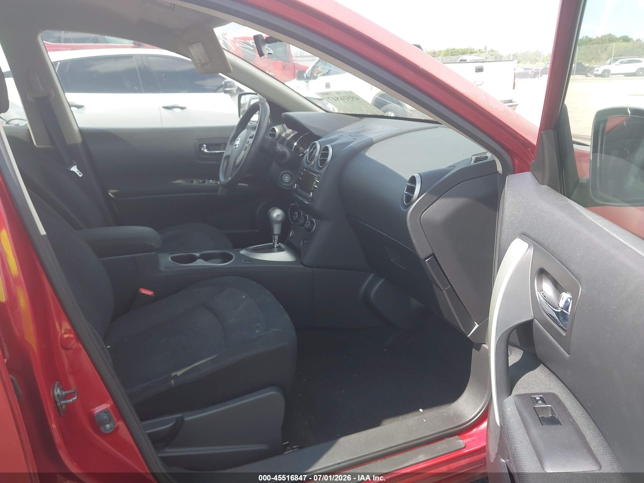2014 Nissan Rogue Select S Red vin: JN8AS5MTXEW619391