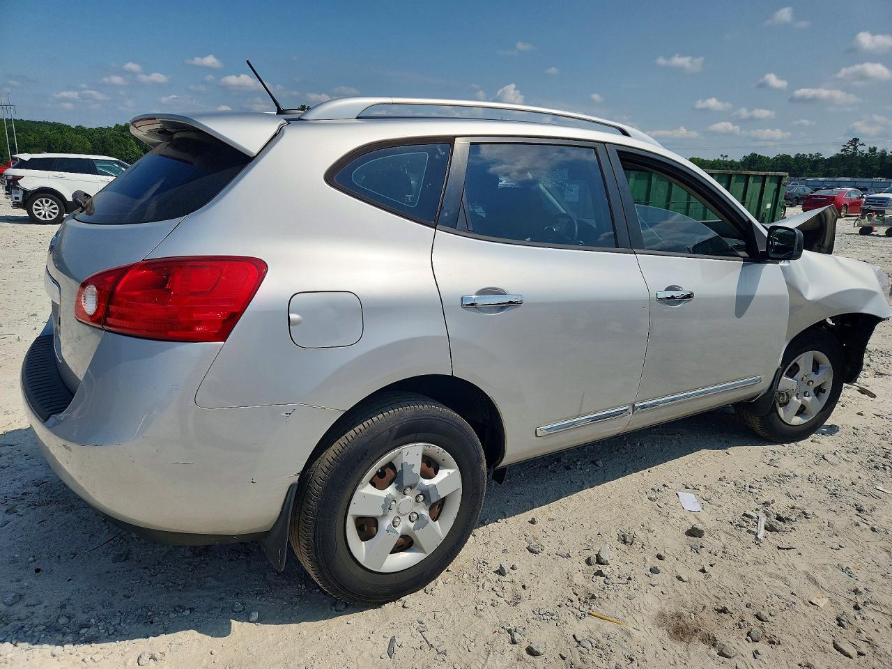 2014 Nissan Rogue Select S Silver vin: JN8AS5MTXEW620623