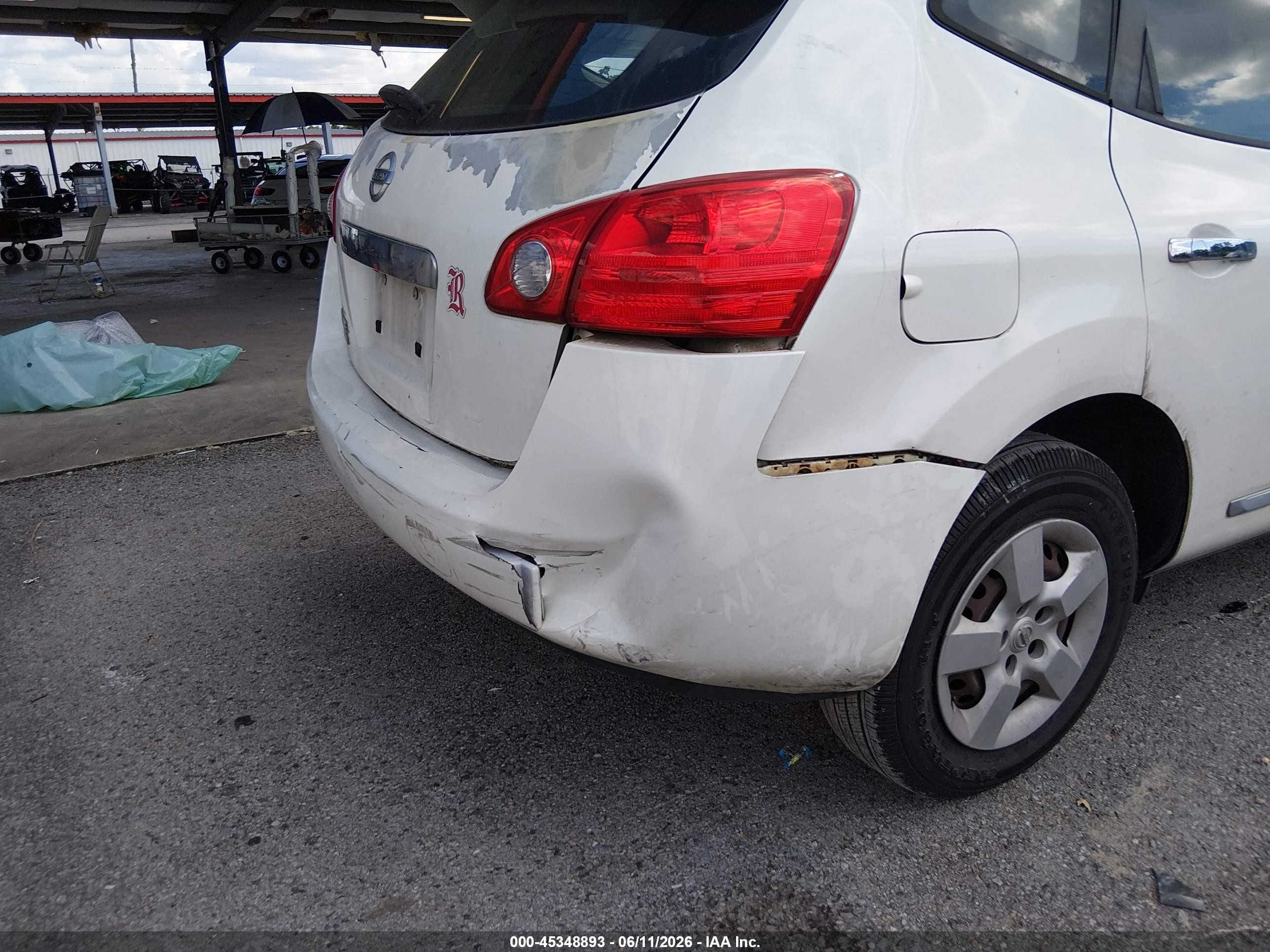 2015 Nissan Rogue Select S White vin: JN8AS5MTXFW151017