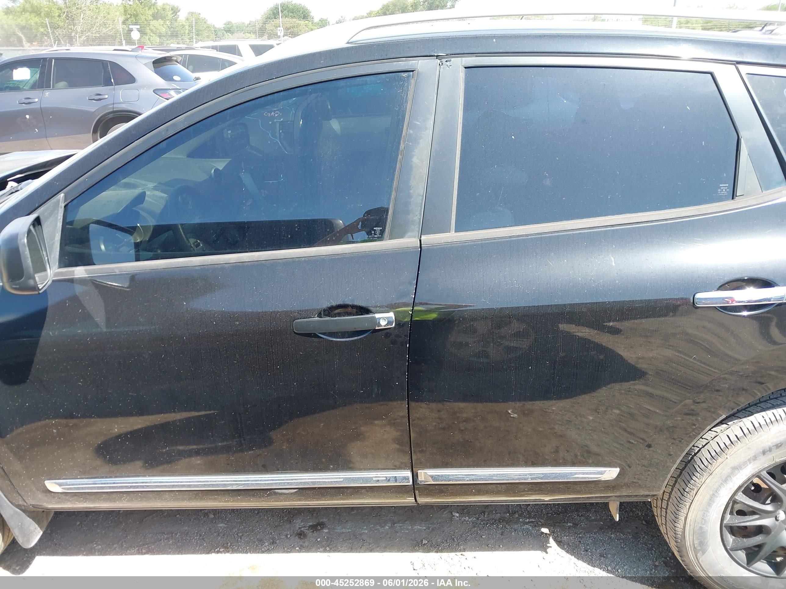 2015 Nissan Rogue Select S Black vin: JN8AS5MTXFW161868