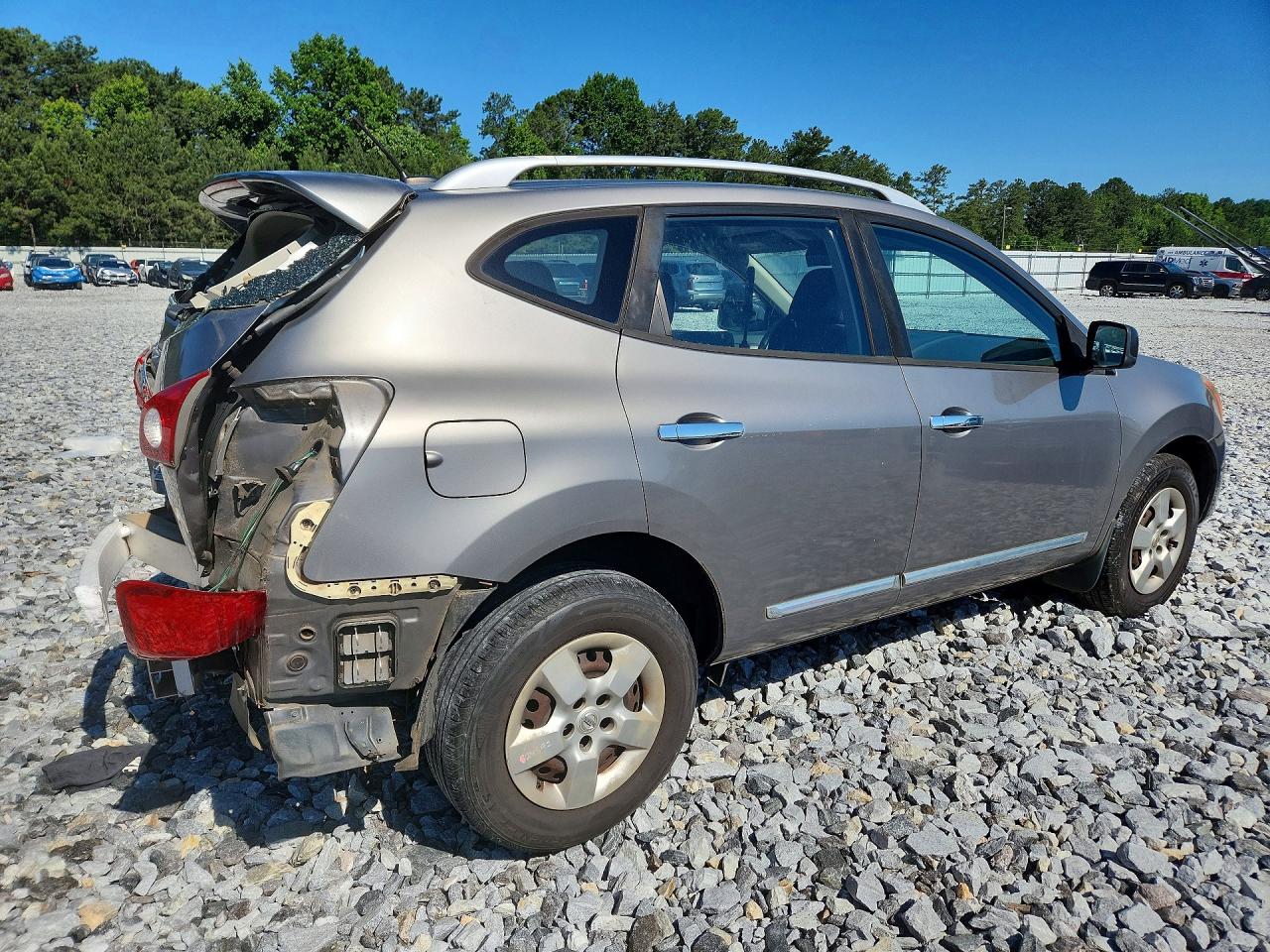 2015 Nissan Rogue Silver vin: JN8AS5MTXFW162583