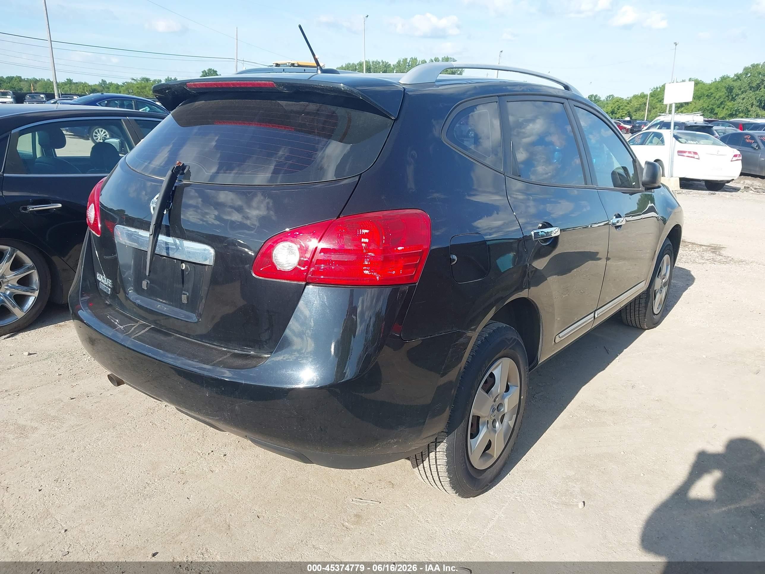2015 Nissan Rogue Select S Black vin: JN8AS5MTXFW651517