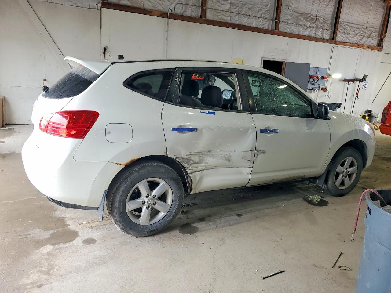 2010 Nissan Rogue S White vin: JN8AS5MV0AW141672