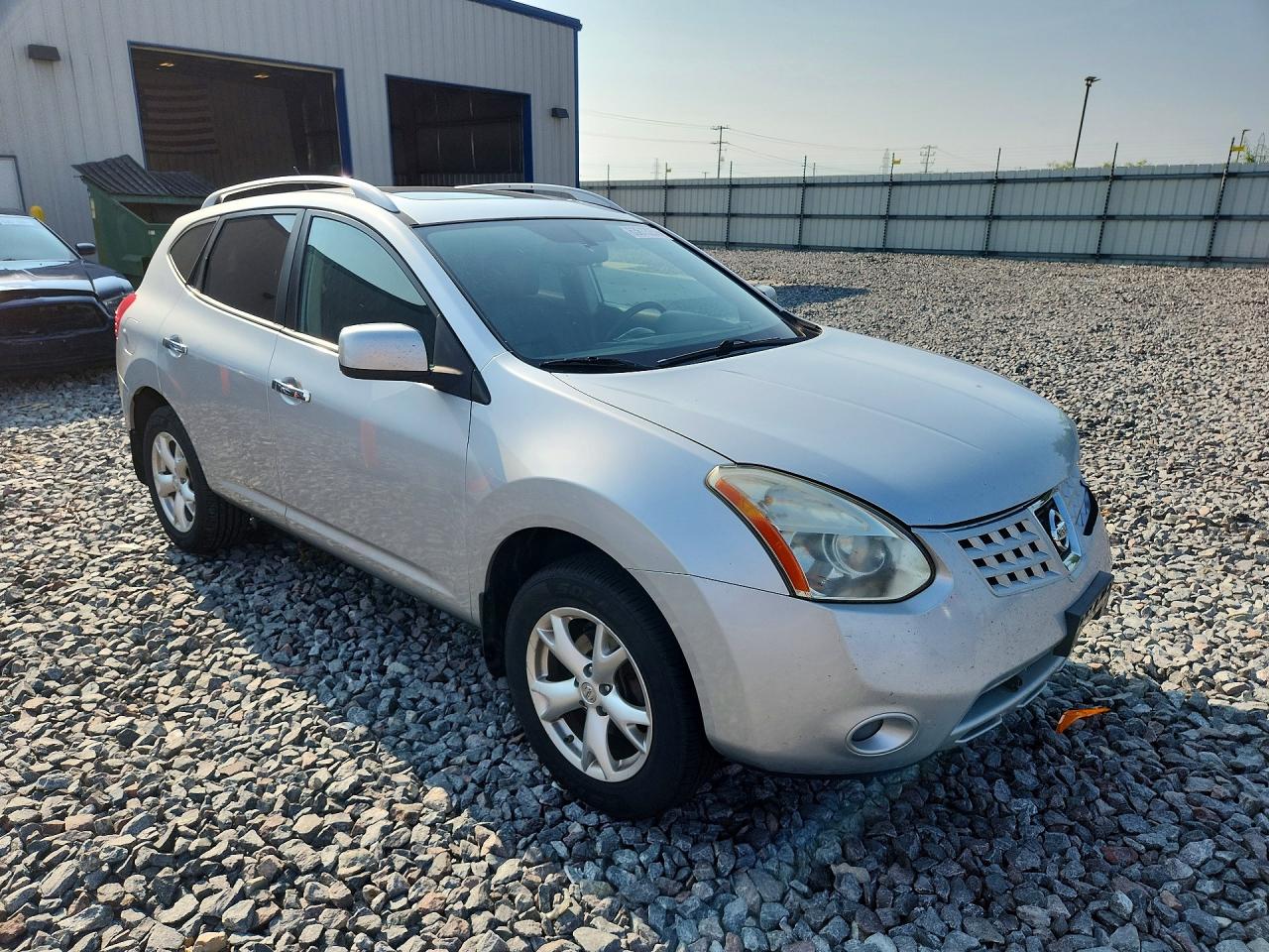 2010 Nissan Rogue S Silver vin: JN8AS5MV0AW142448
