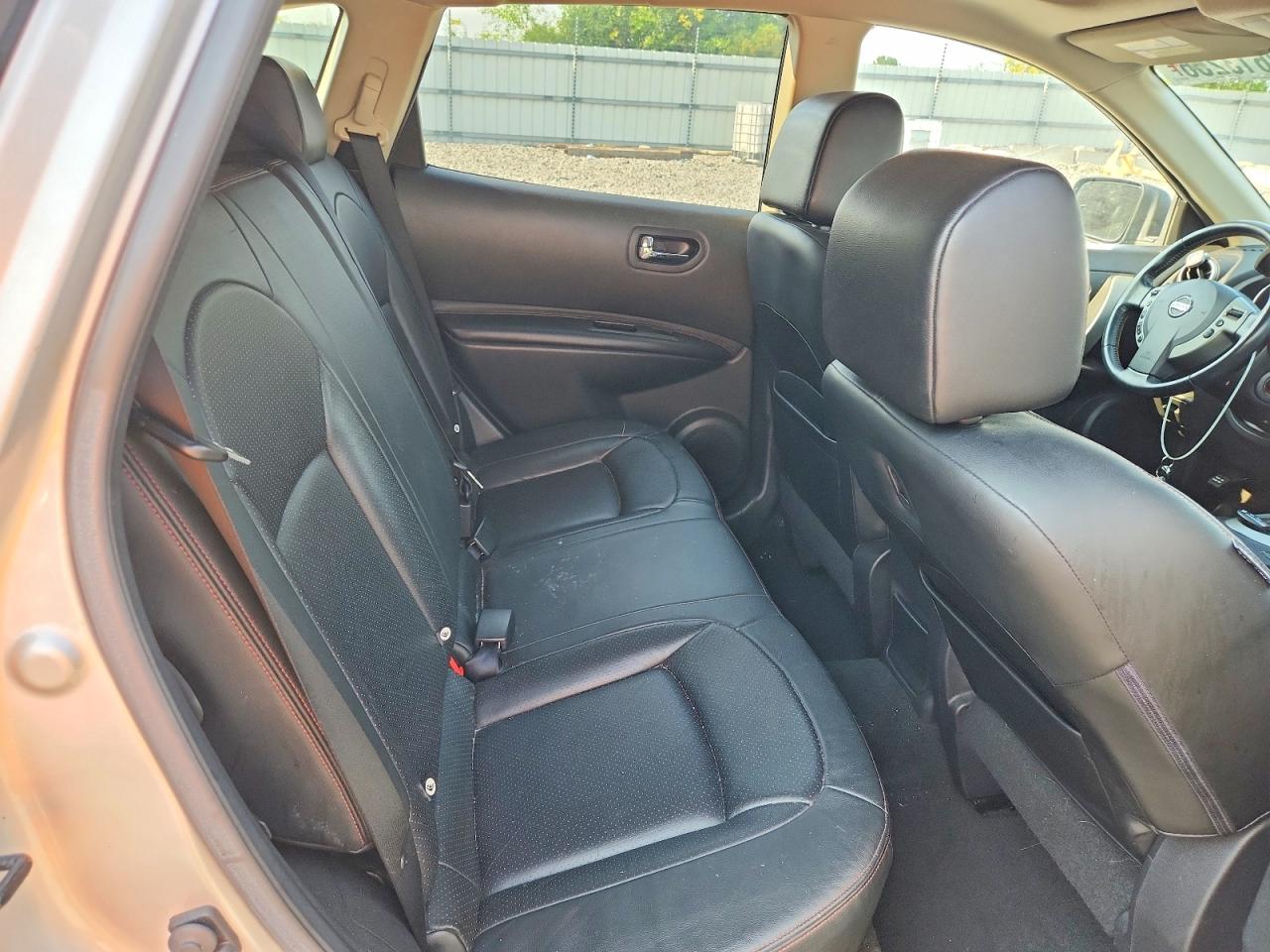 2010 Nissan Rogue S Silver vin: JN8AS5MV0AW142448