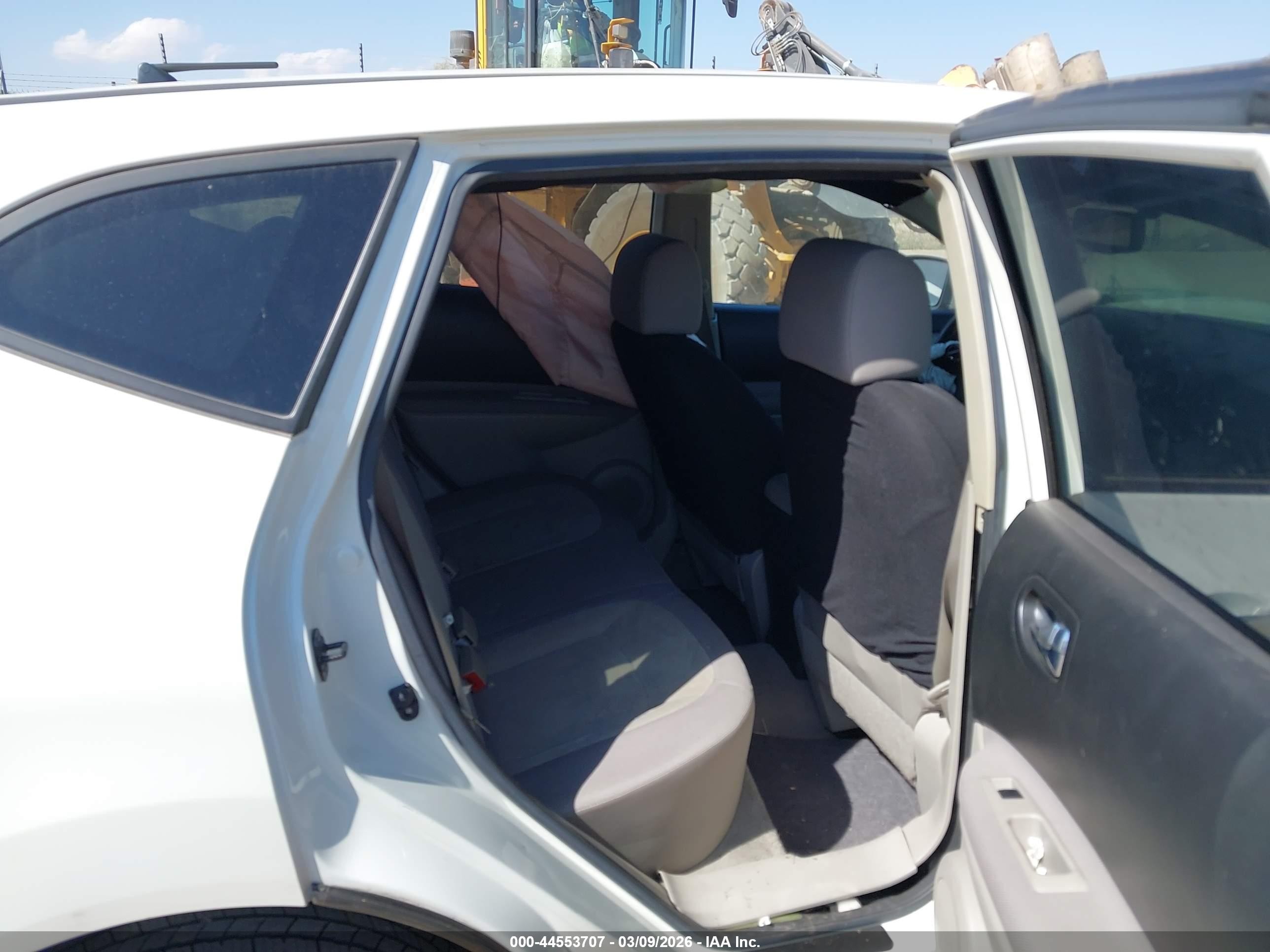 2010 Nissan Rogue S White vin: JN8AS5MV0AW143891