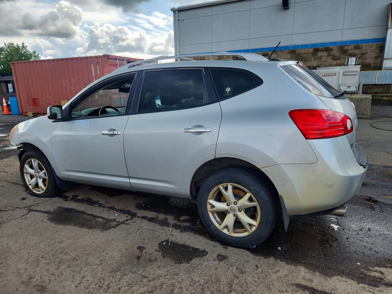 2010 Nissan Rogue S Silver vin: JN8AS5MV0AW604152