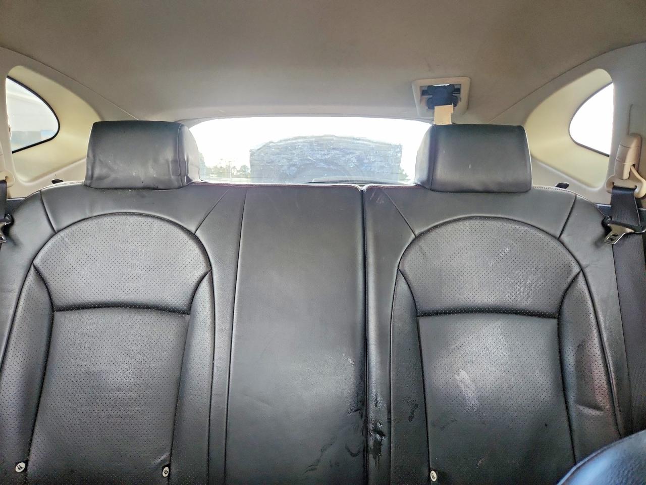 2010 Nissan Rogue S Silver vin: JN8AS5MV0AW604152